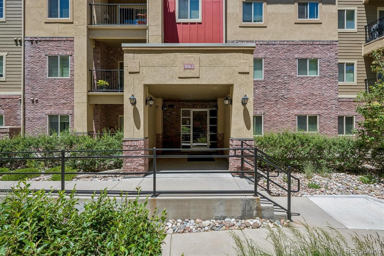 MLS Image #2 for 1062  rockhurst drive 305,littleton, Colorado