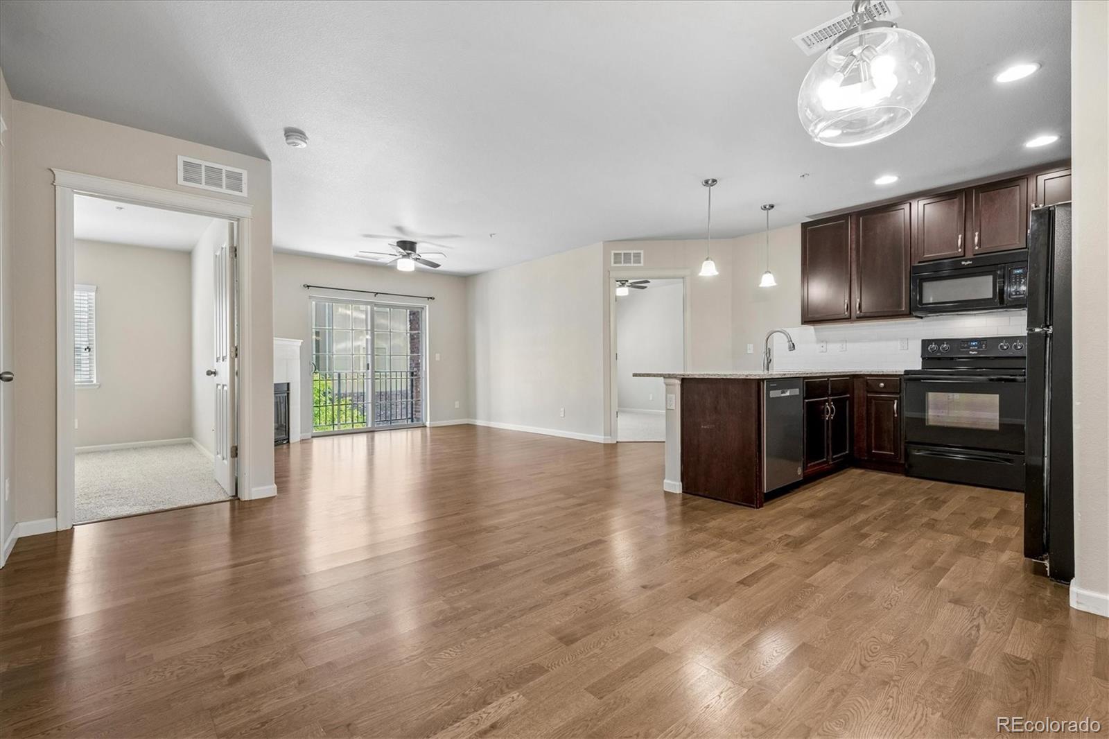 MLS Image #3 for 1062  rockhurst drive 305,littleton, Colorado