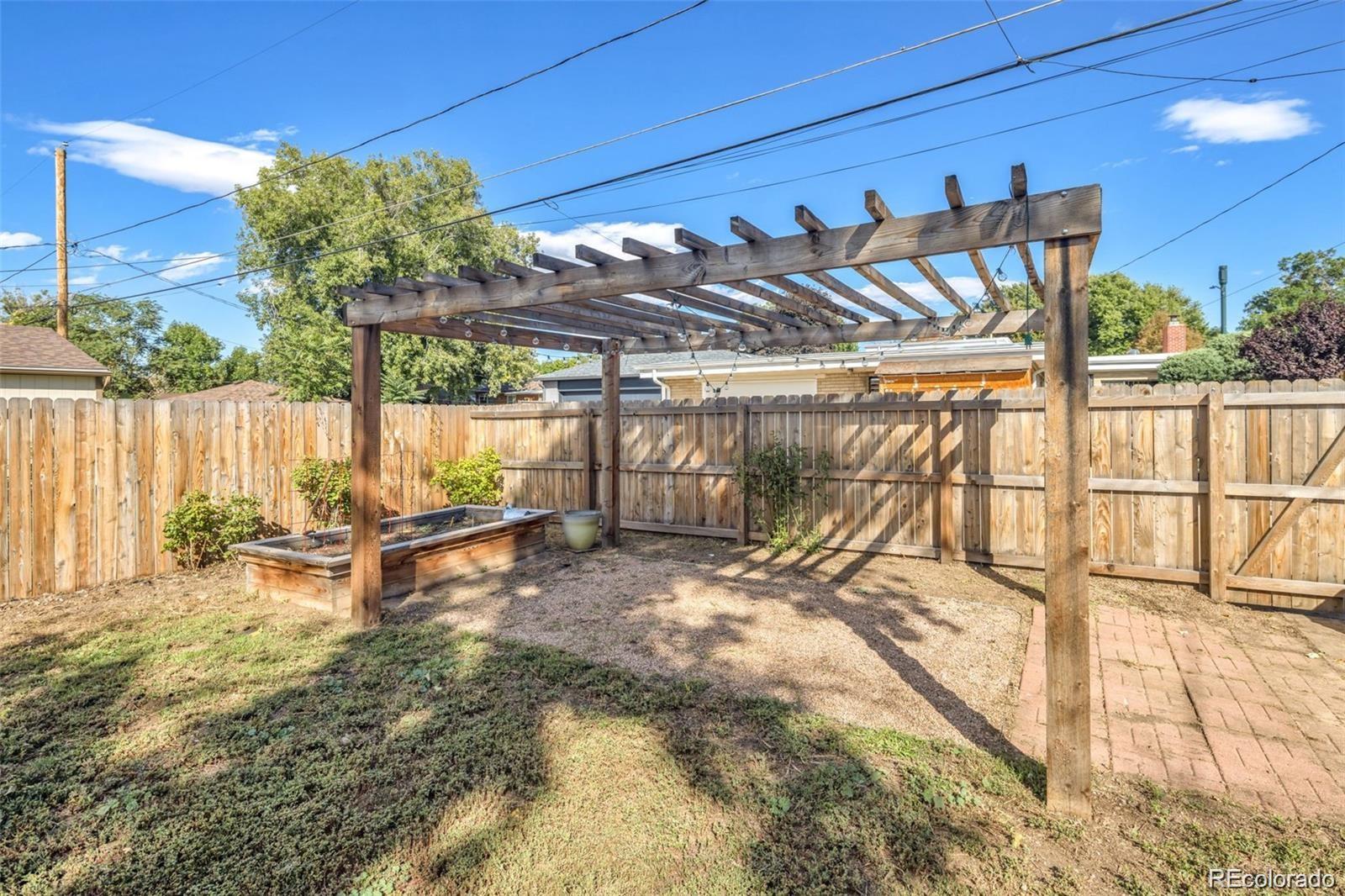 MLS Image #13 for 3300  bellaire street,denver, Colorado