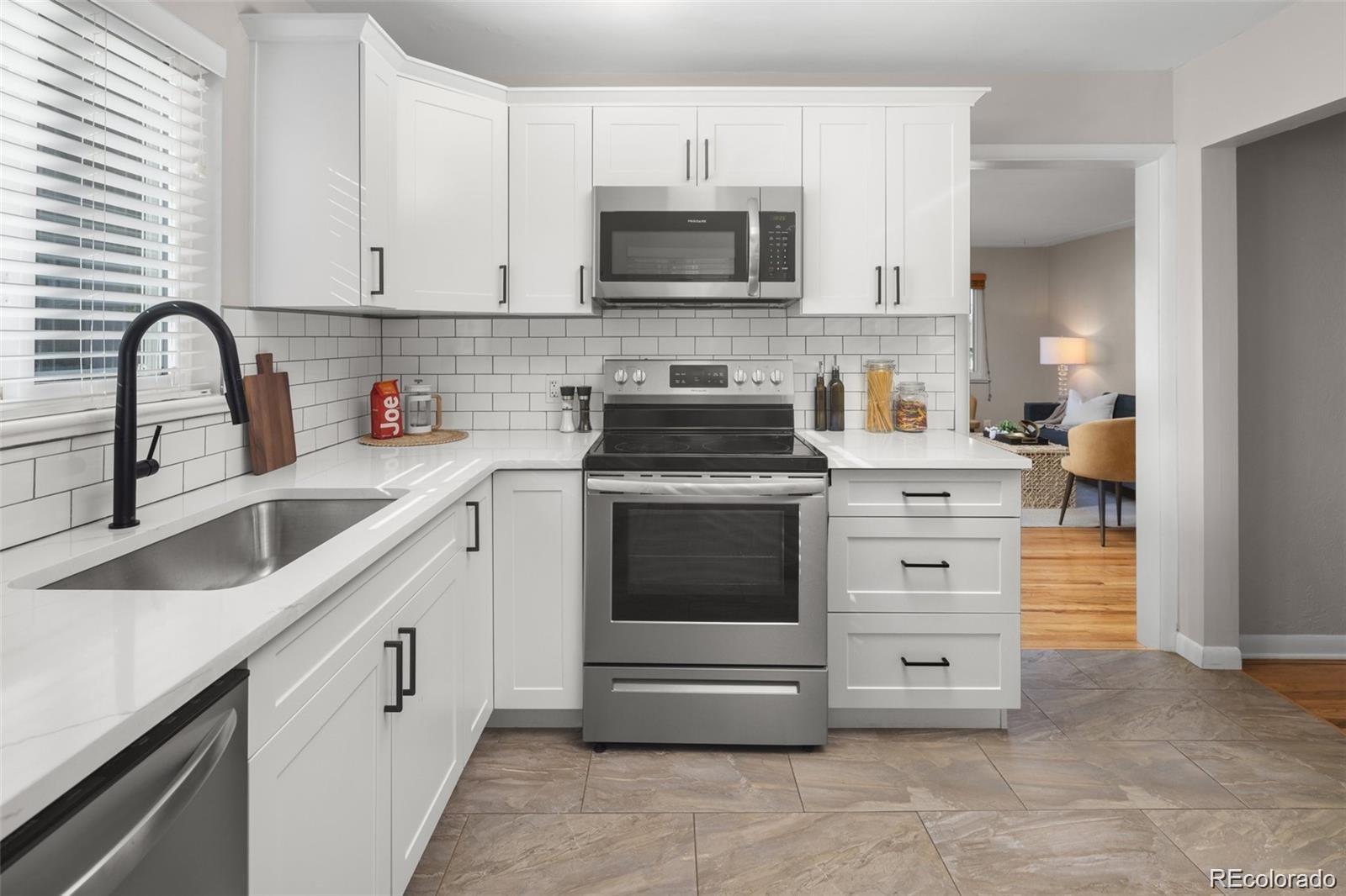 MLS Image #3 for 3300  bellaire street,denver, Colorado