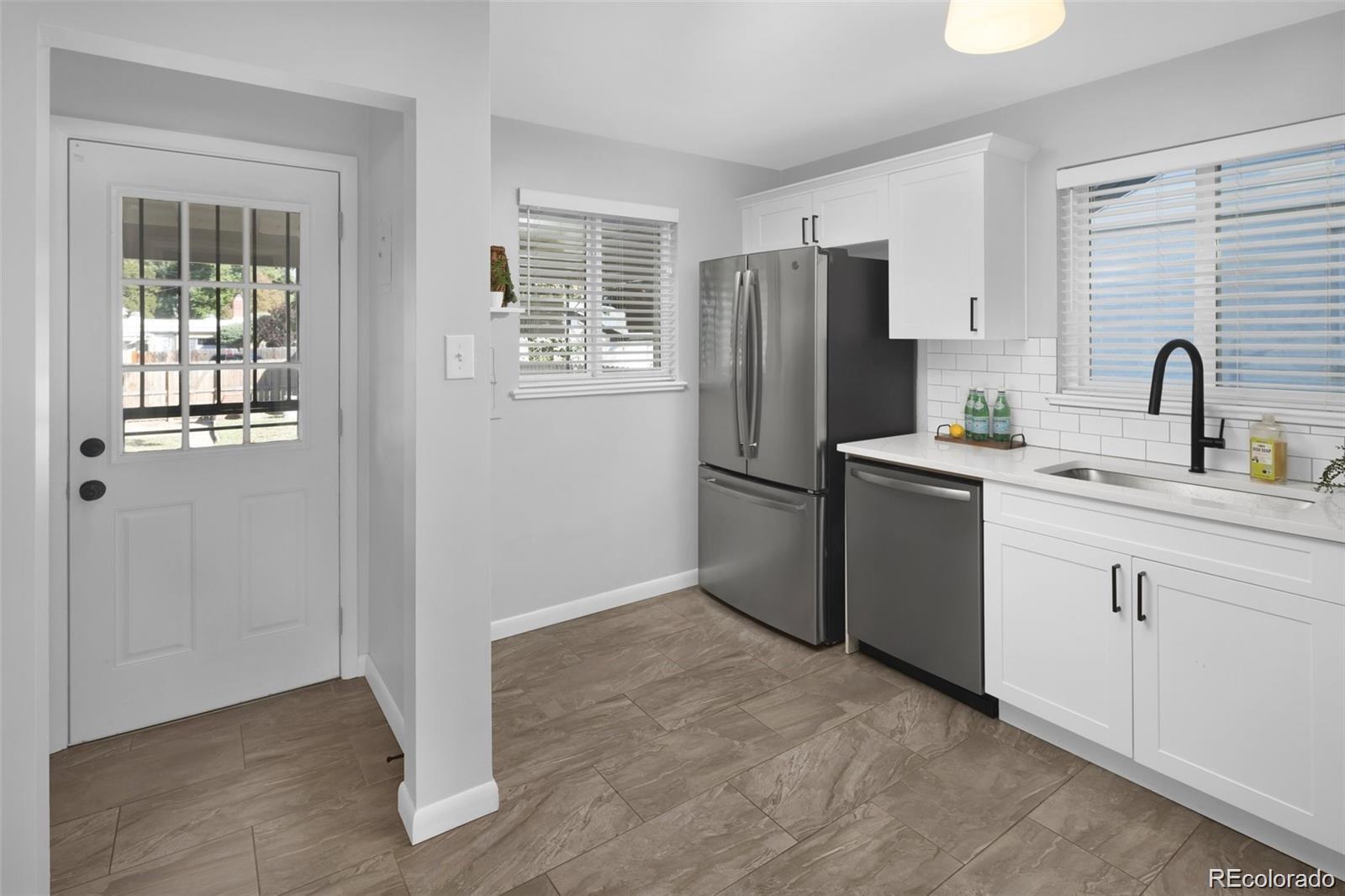 MLS Image #45 for 3300  bellaire street,denver, Colorado