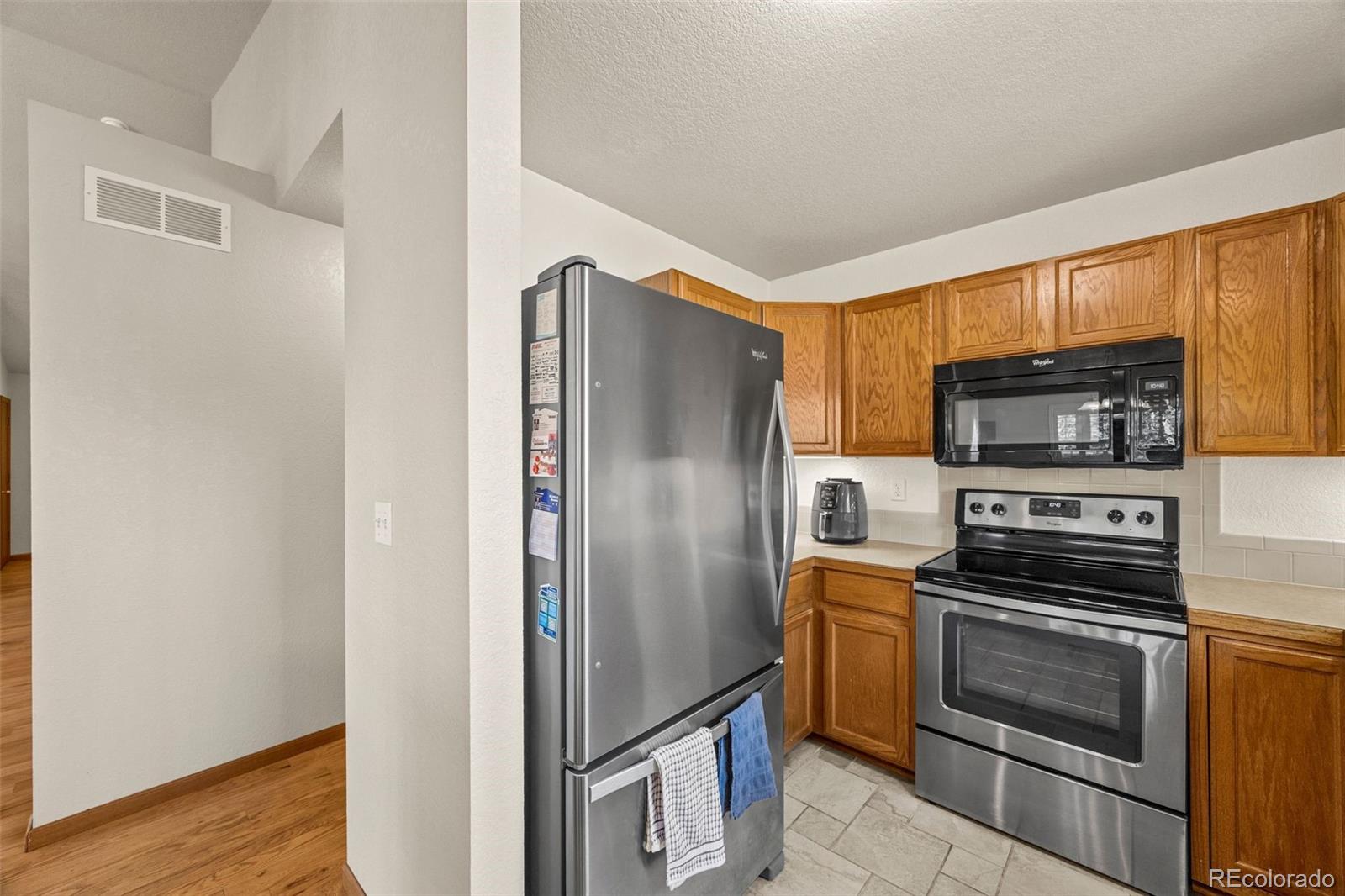 MLS Image #18 for 220  manor court,windsor, Colorado