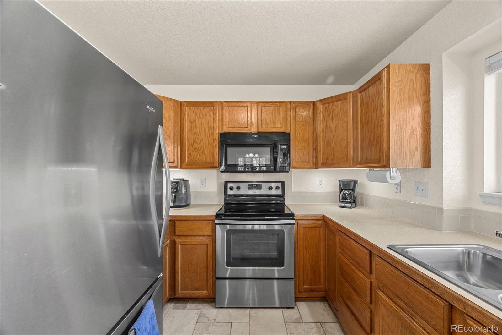 MLS Image #19 for 220  manor court,windsor, Colorado