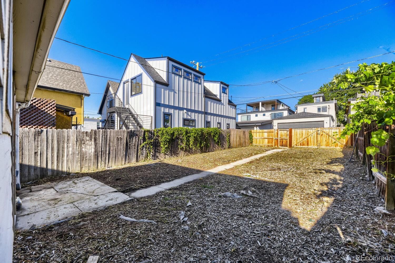 MLS Image #13 for 3537 n lipan street,denver, Colorado