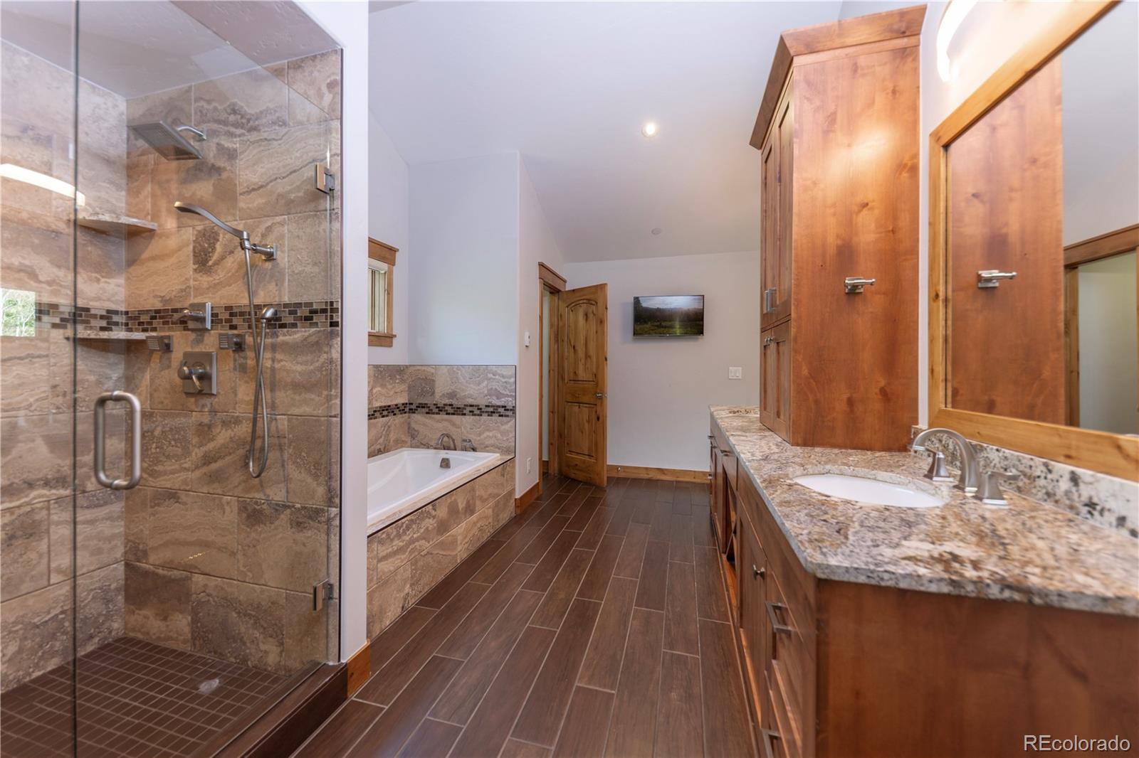 MLS Image #16 for 2045  currant way,silverthorne, Colorado