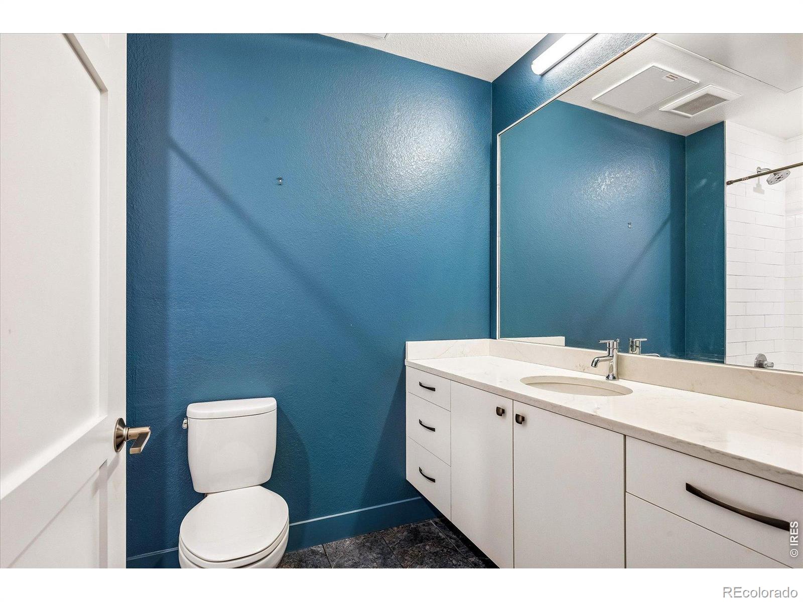 MLS Image #17 for 4885 s monaco street,denver, Colorado