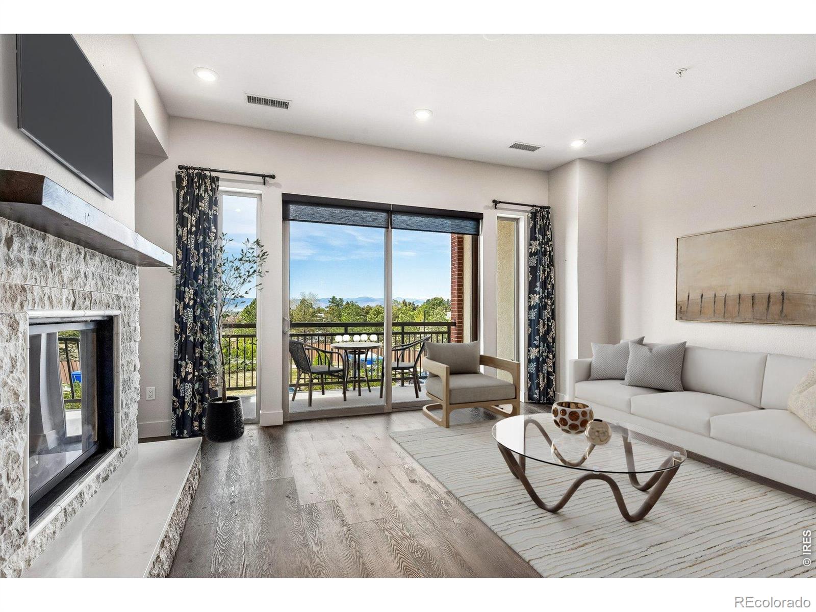 MLS Image #2 for 4885 s monaco street,denver, Colorado