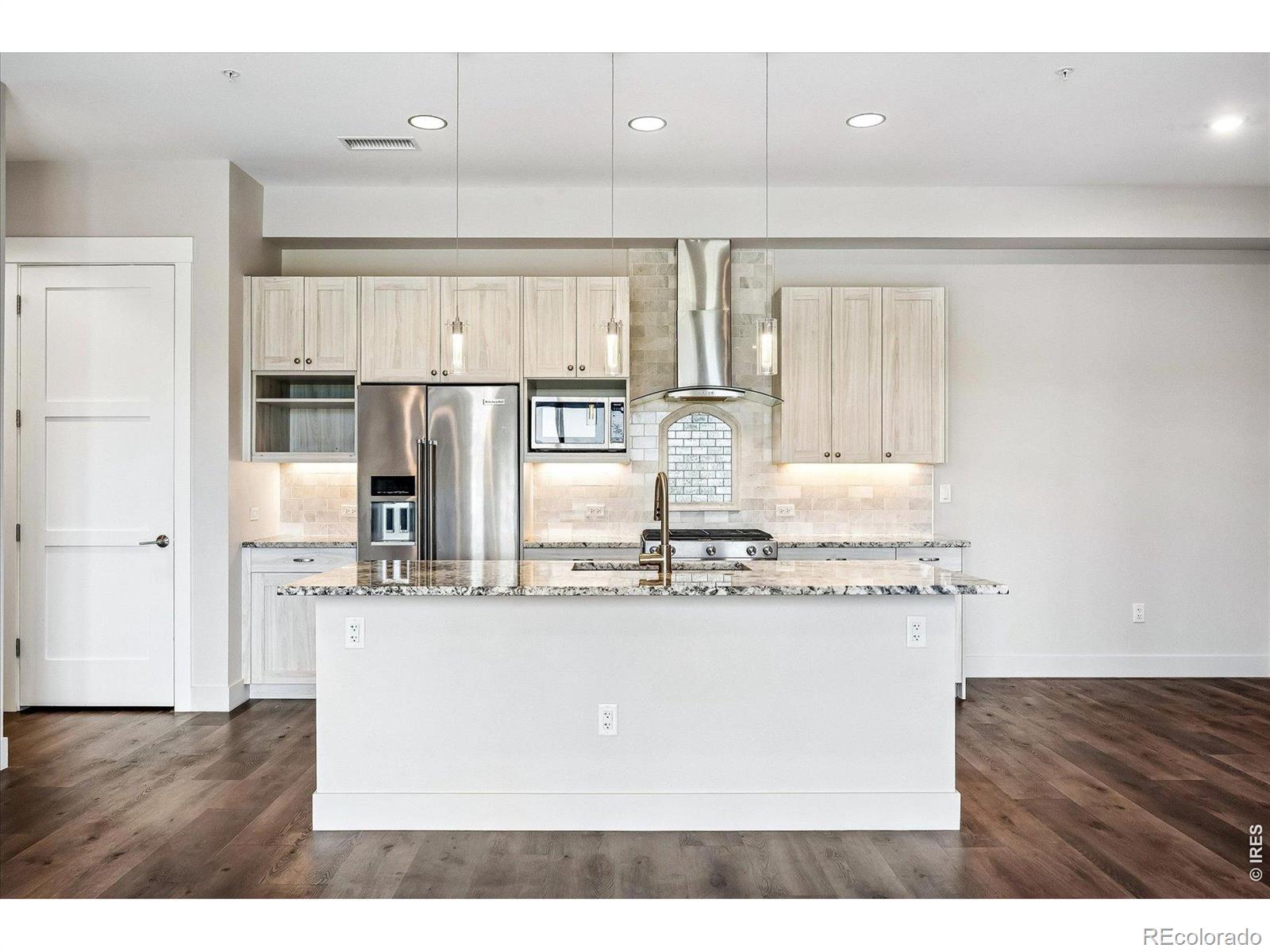 MLS Image #25 for 4885 s monaco street,denver, Colorado