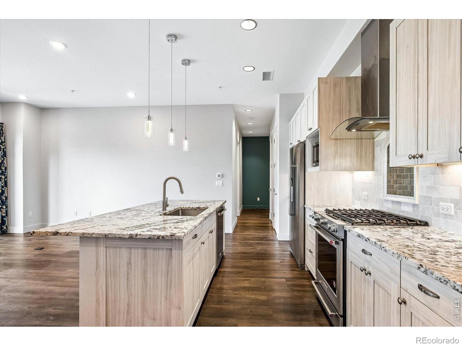 MLS Image #27 for 4885 s monaco street,denver, Colorado