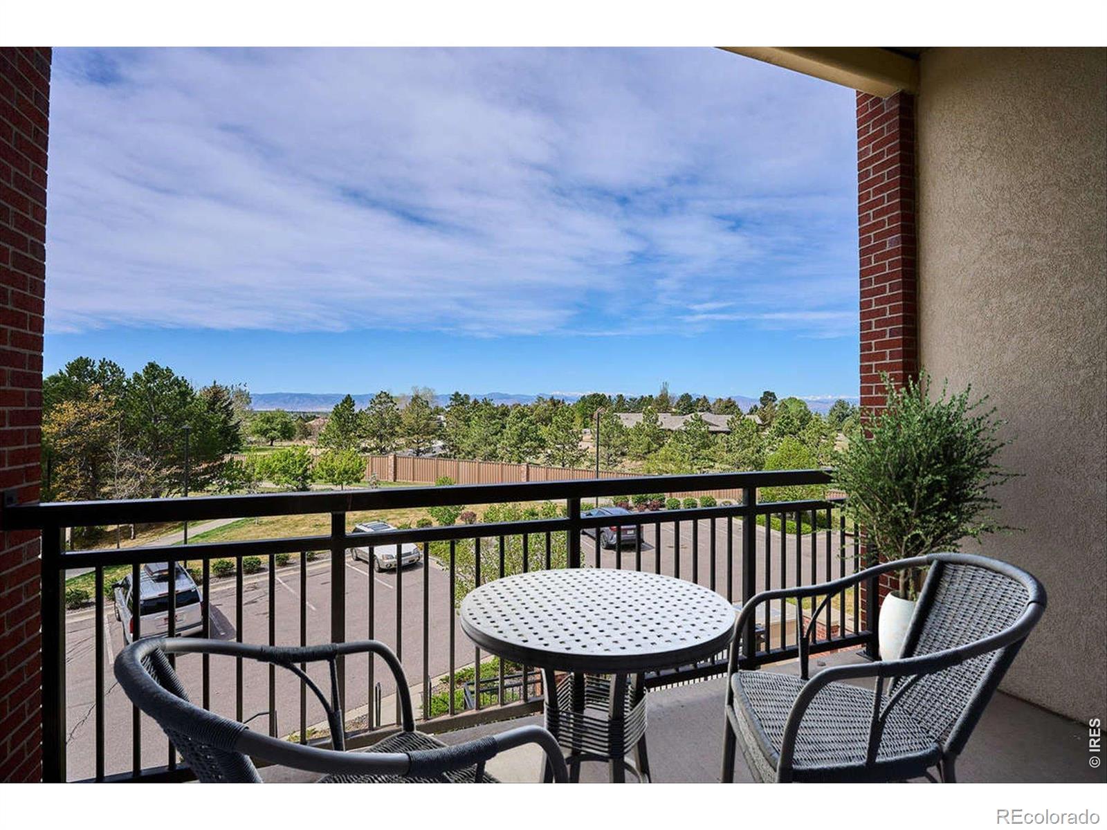 MLS Image #4 for 4885 s monaco street,denver, Colorado
