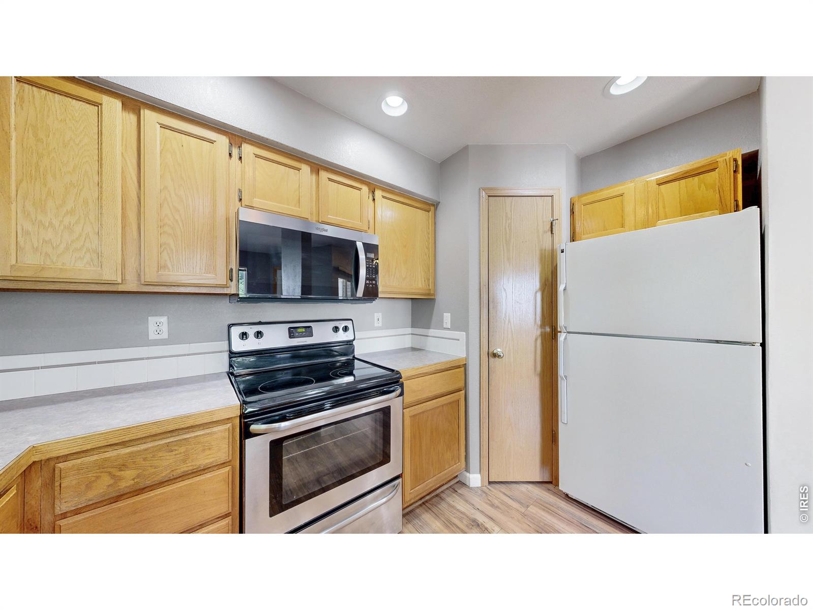 MLS Image #10 for 950  52nd avenue court,greeley, Colorado