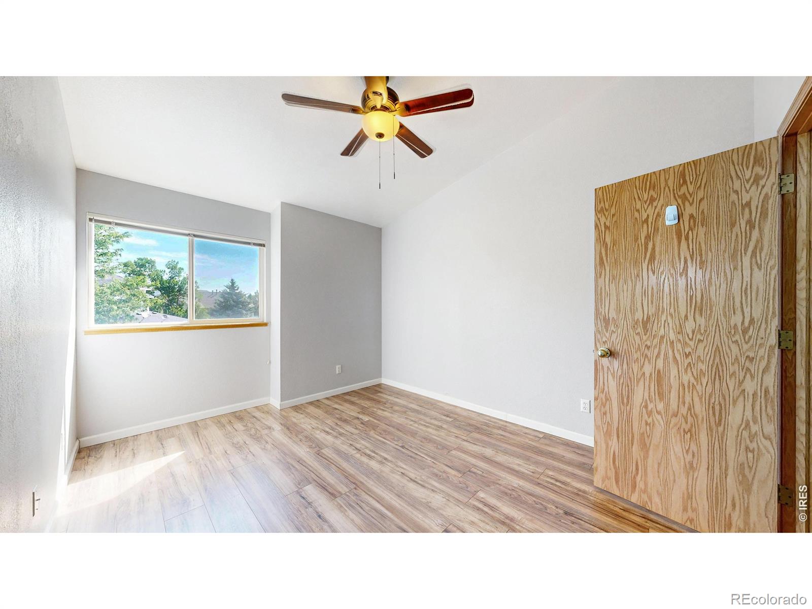 MLS Image #13 for 950  52nd avenue court,greeley, Colorado