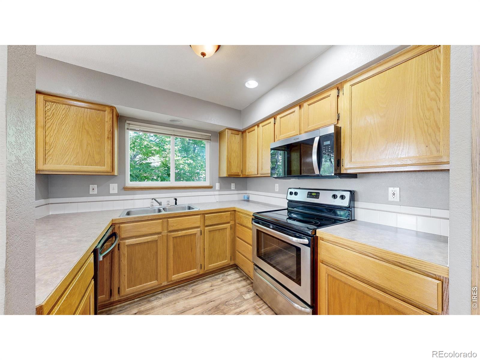 MLS Image #9 for 950  52nd avenue court,greeley, Colorado
