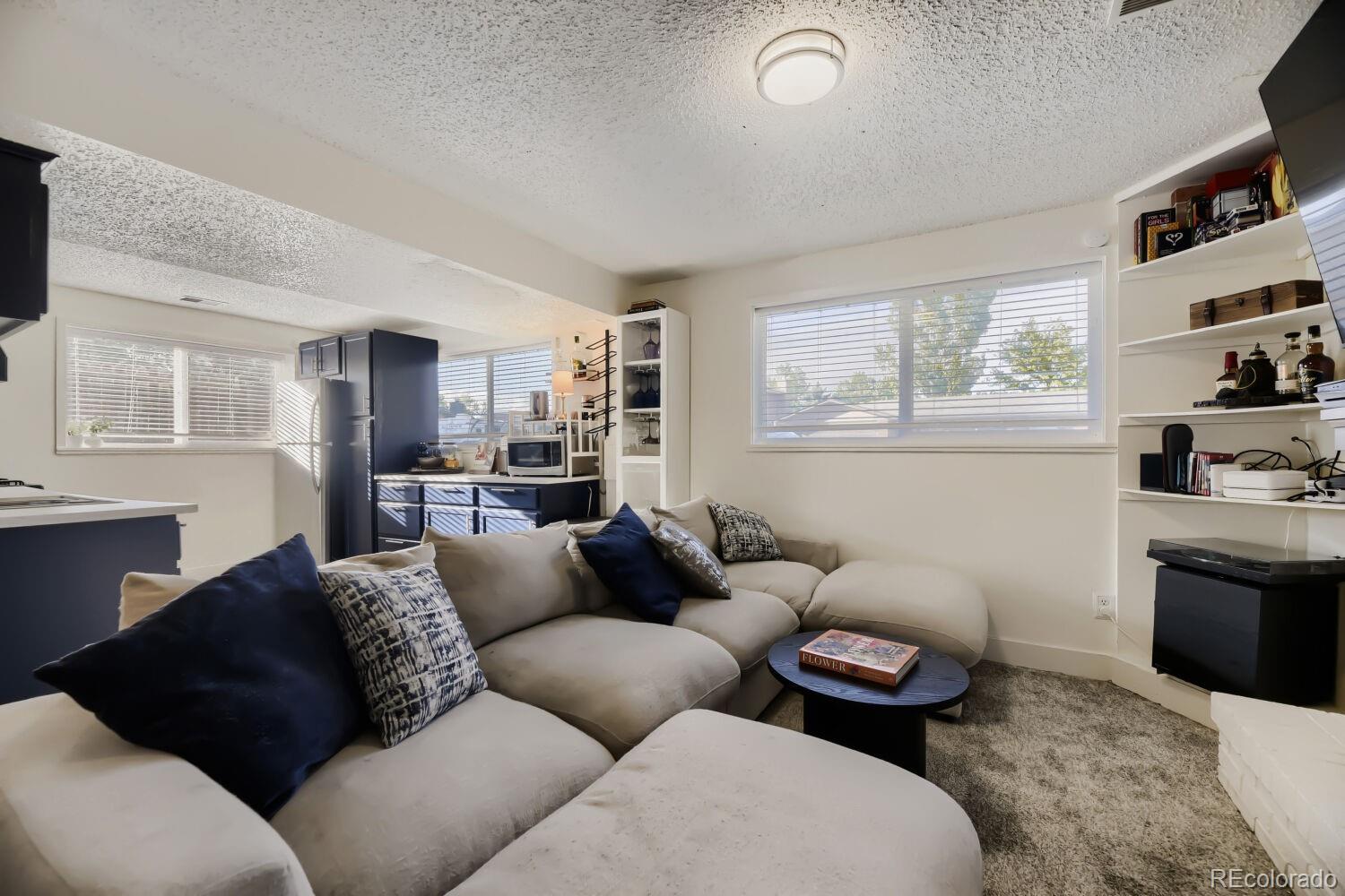 MLS Image #15 for 7056 w rowland avenue,littleton, Colorado