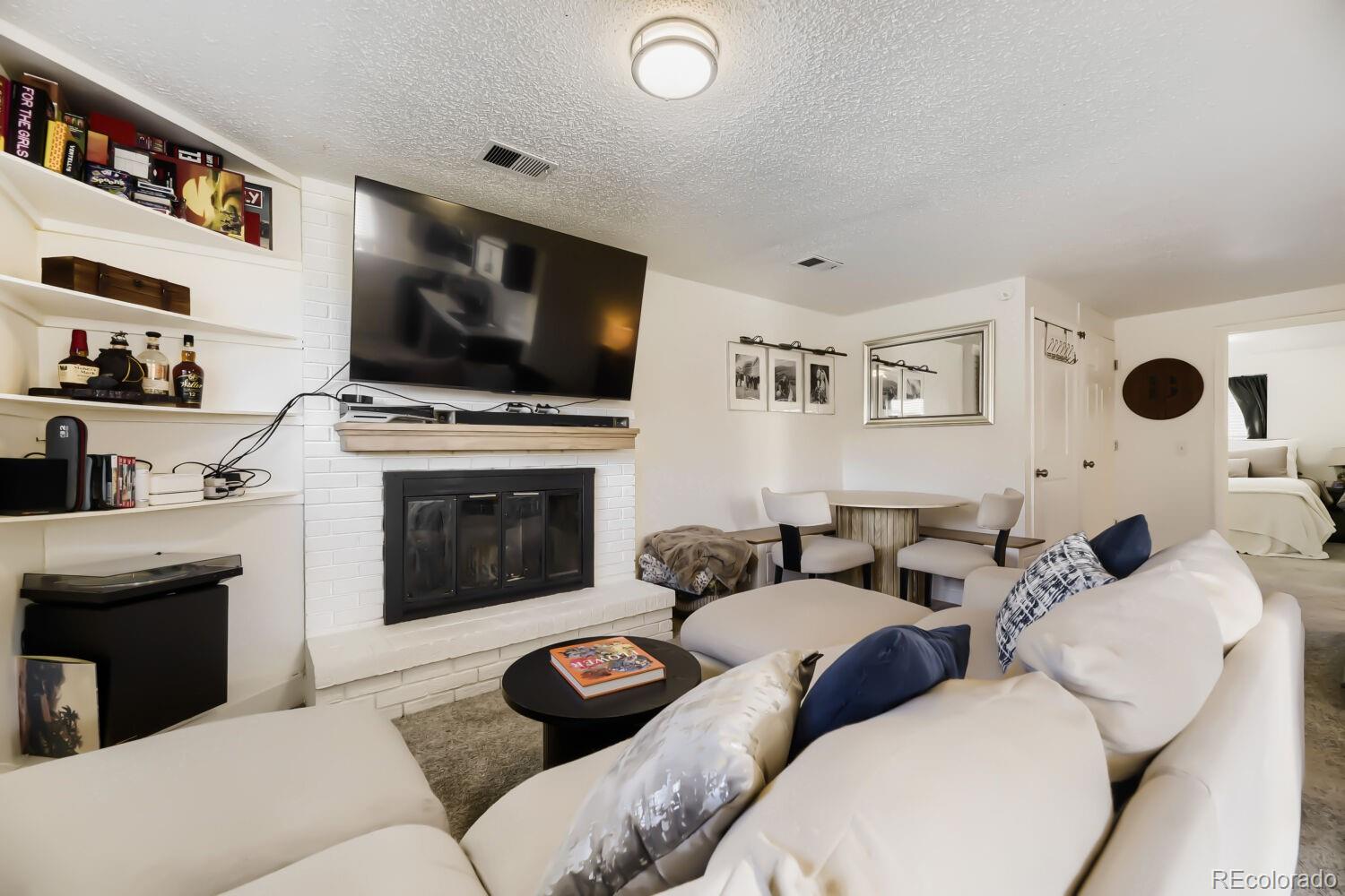 MLS Image #16 for 7056 w rowland avenue,littleton, Colorado