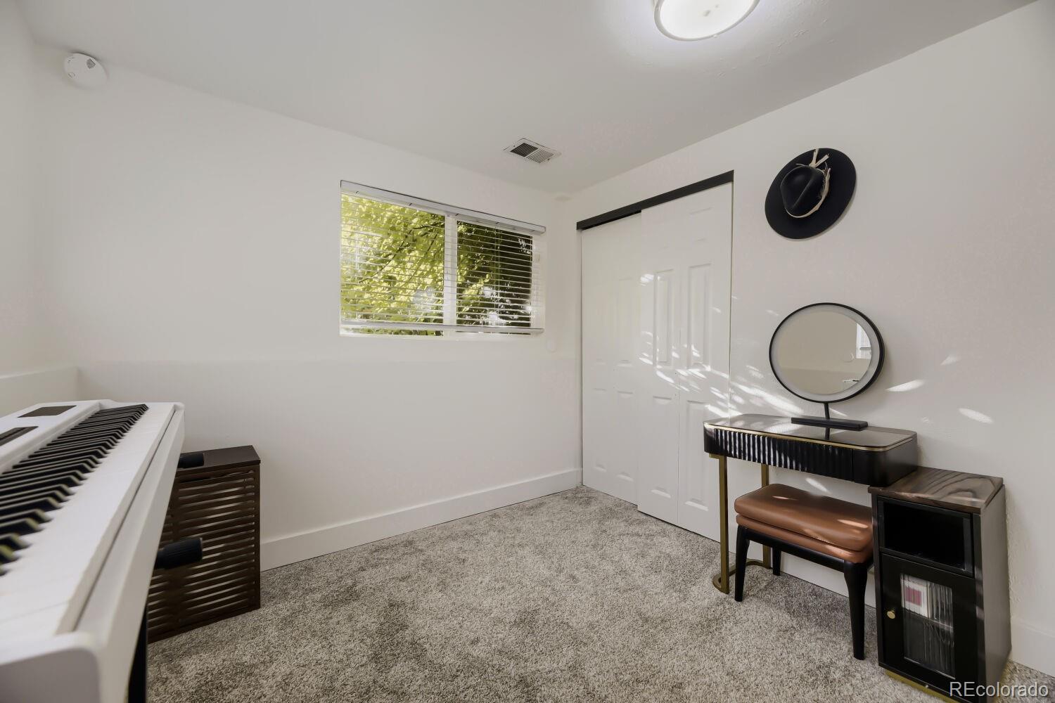 MLS Image #18 for 7056 w rowland avenue,littleton, Colorado