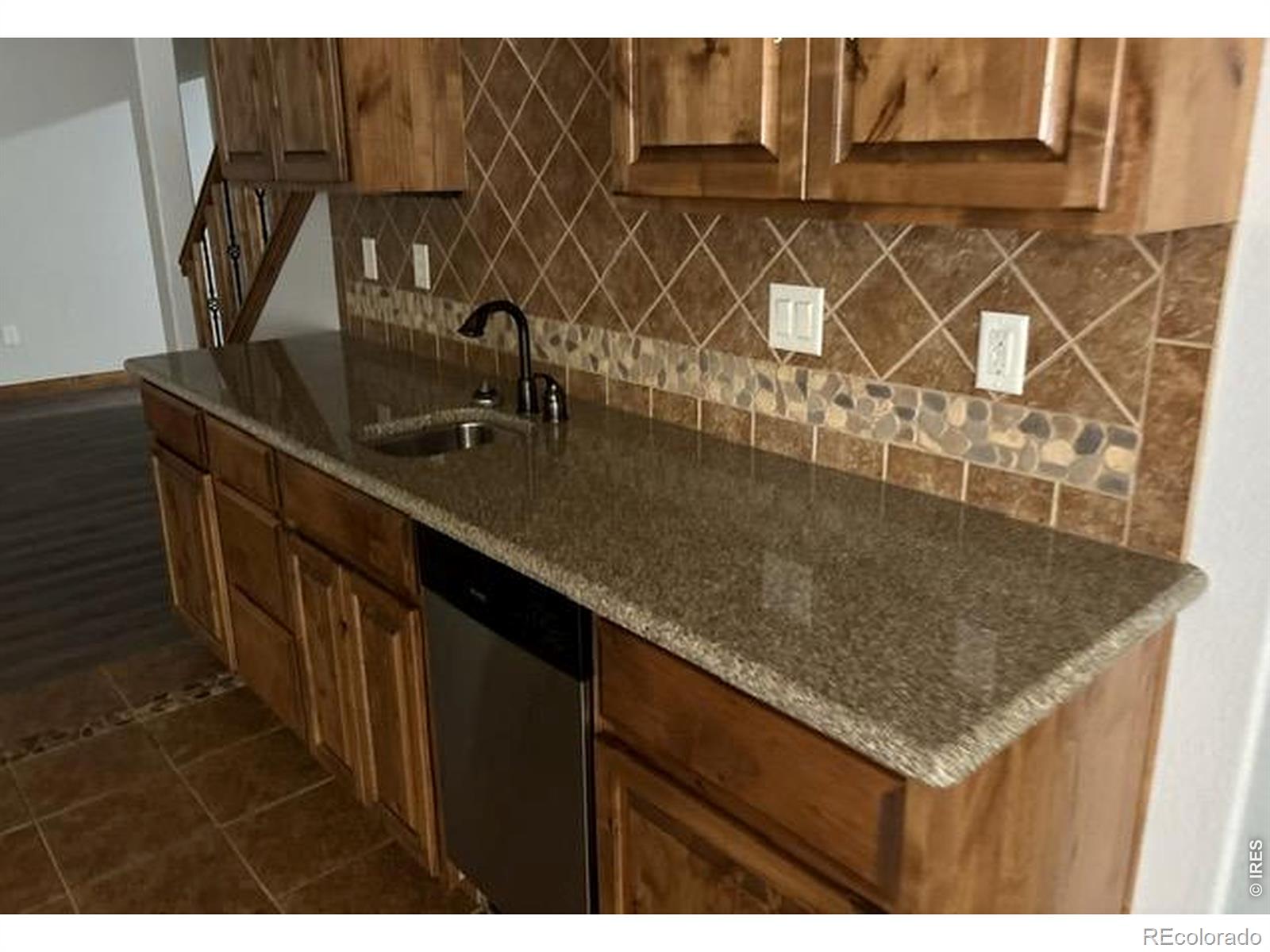 MLS Image #14 for 1986 e seadrift drive,windsor, Colorado