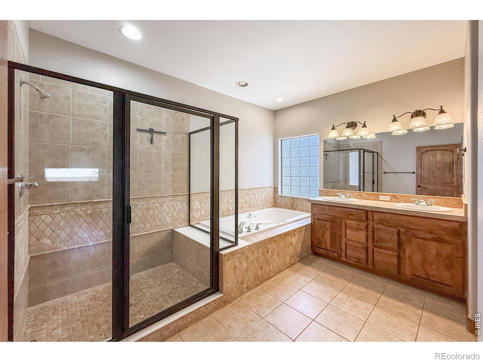 MLS Image #21 for 1986 e seadrift drive,windsor, Colorado