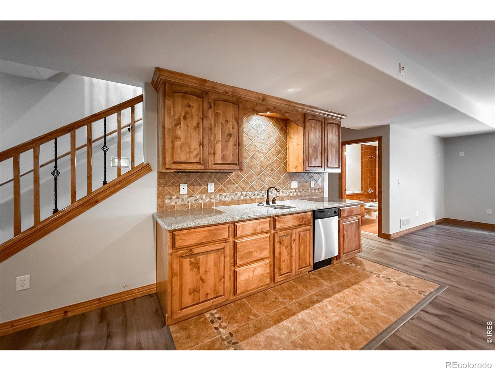 MLS Image #32 for 1986 e seadrift drive,windsor, Colorado