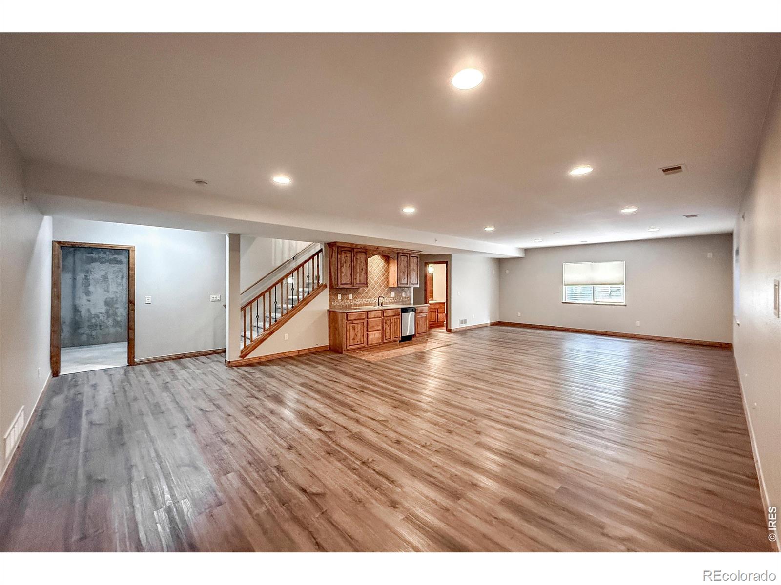 MLS Image #33 for 1986 e seadrift drive,windsor, Colorado