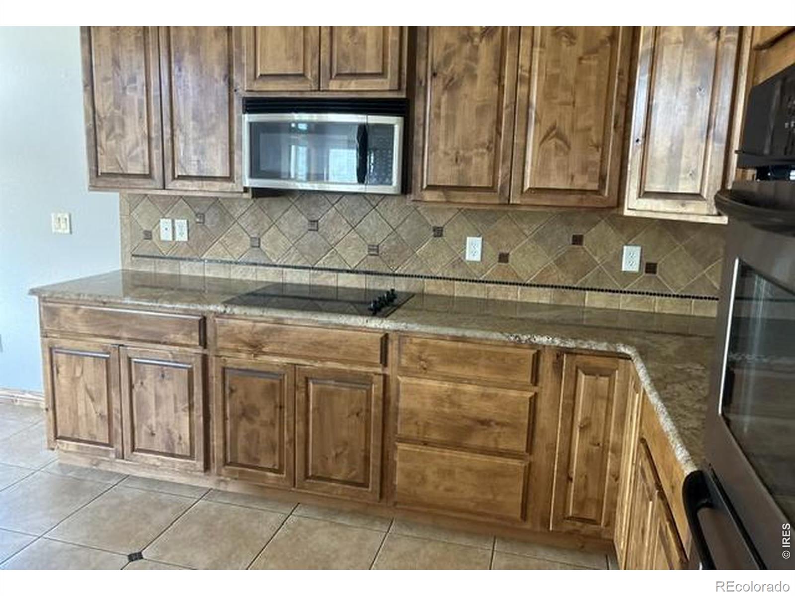 MLS Image #6 for 1986 e seadrift drive,windsor, Colorado