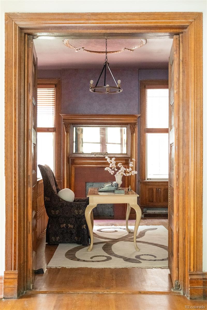 MLS Image #16 for 929 n pearl street,denver, Colorado