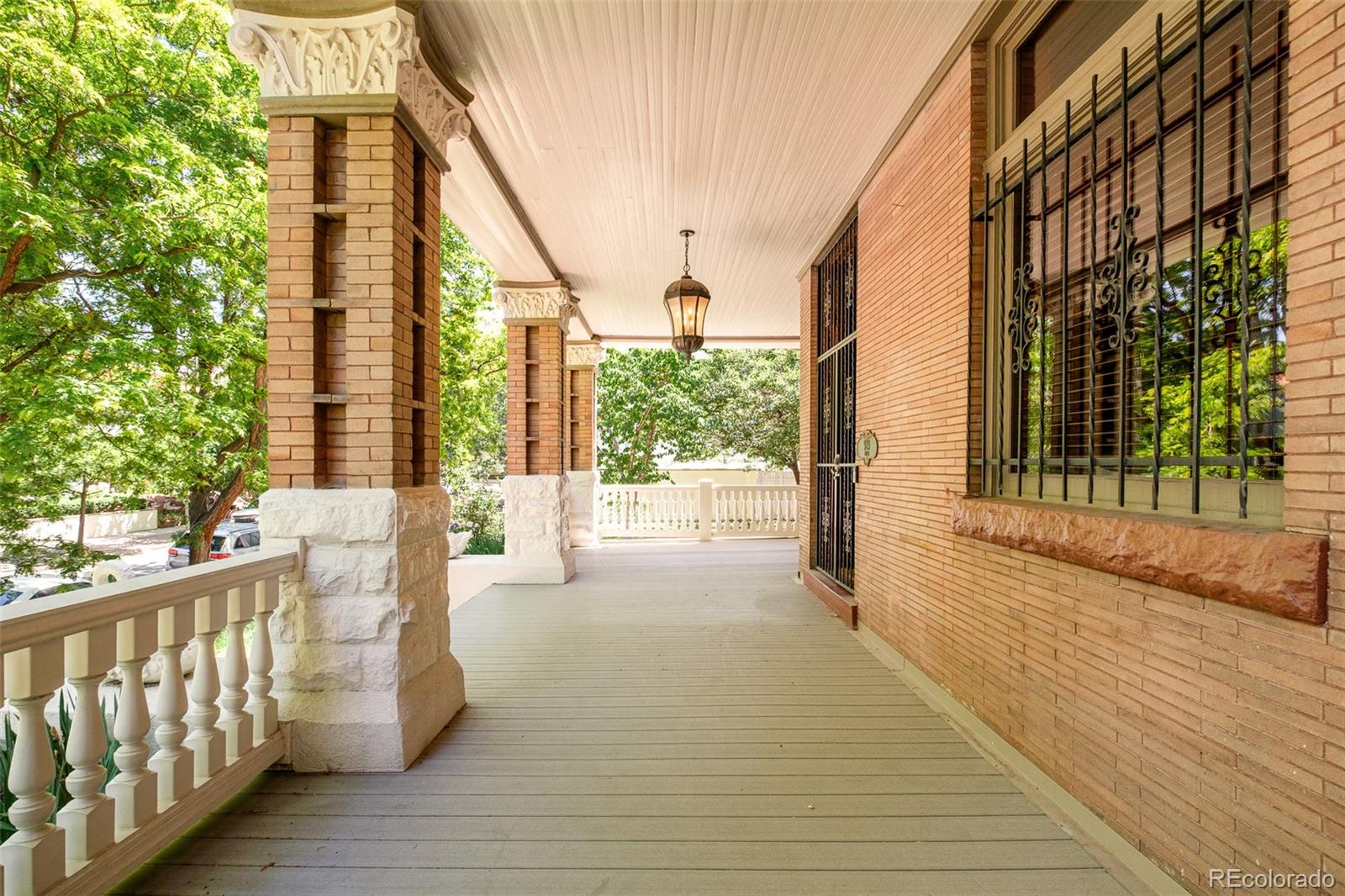 MLS Image #2 for 929 n pearl street,denver, Colorado