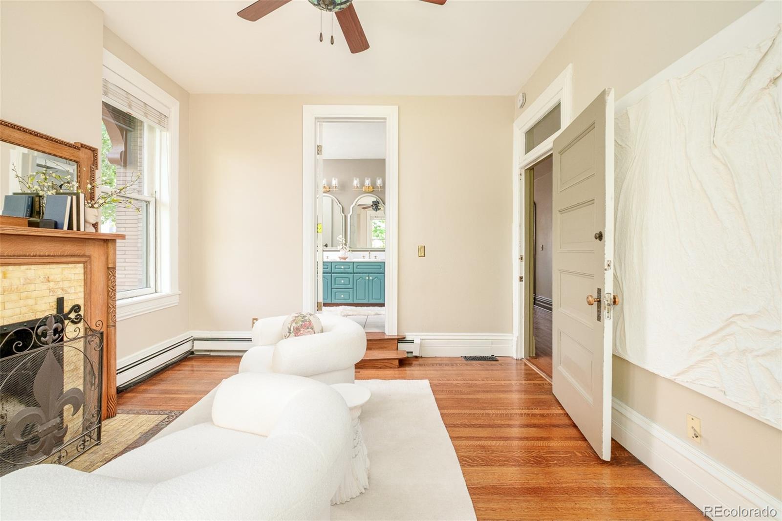 MLS Image #34 for 929 n pearl street,denver, Colorado