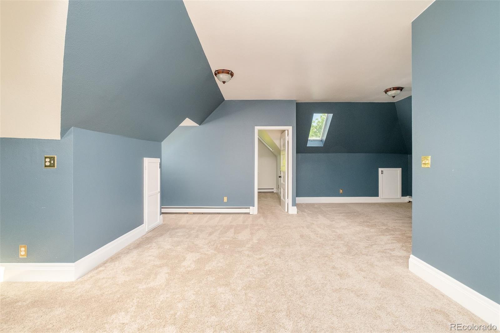 MLS Image #39 for 929 n pearl street,denver, Colorado