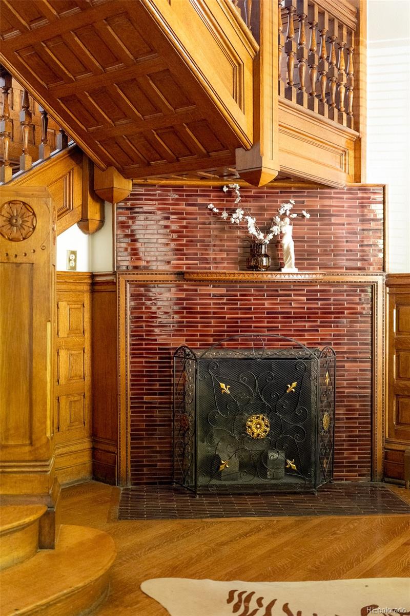 MLS Image #5 for 929 n pearl street,denver, Colorado