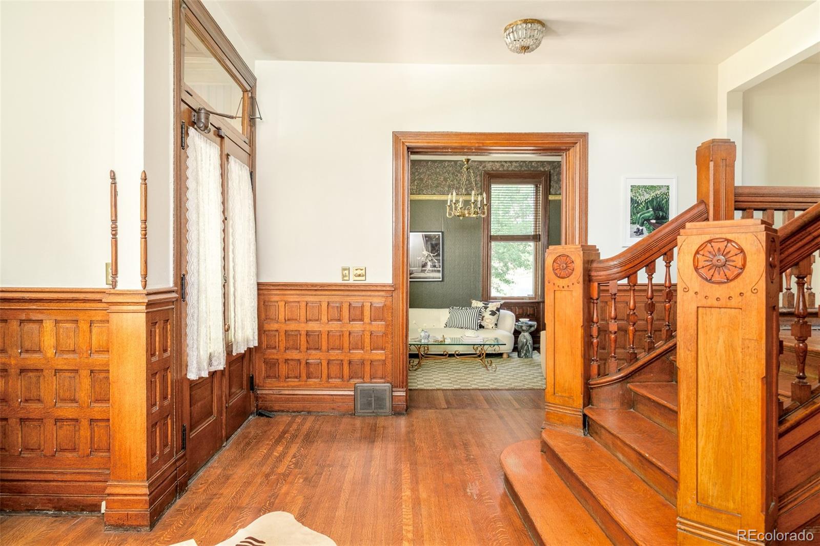 MLS Image #8 for 929 n pearl street,denver, Colorado