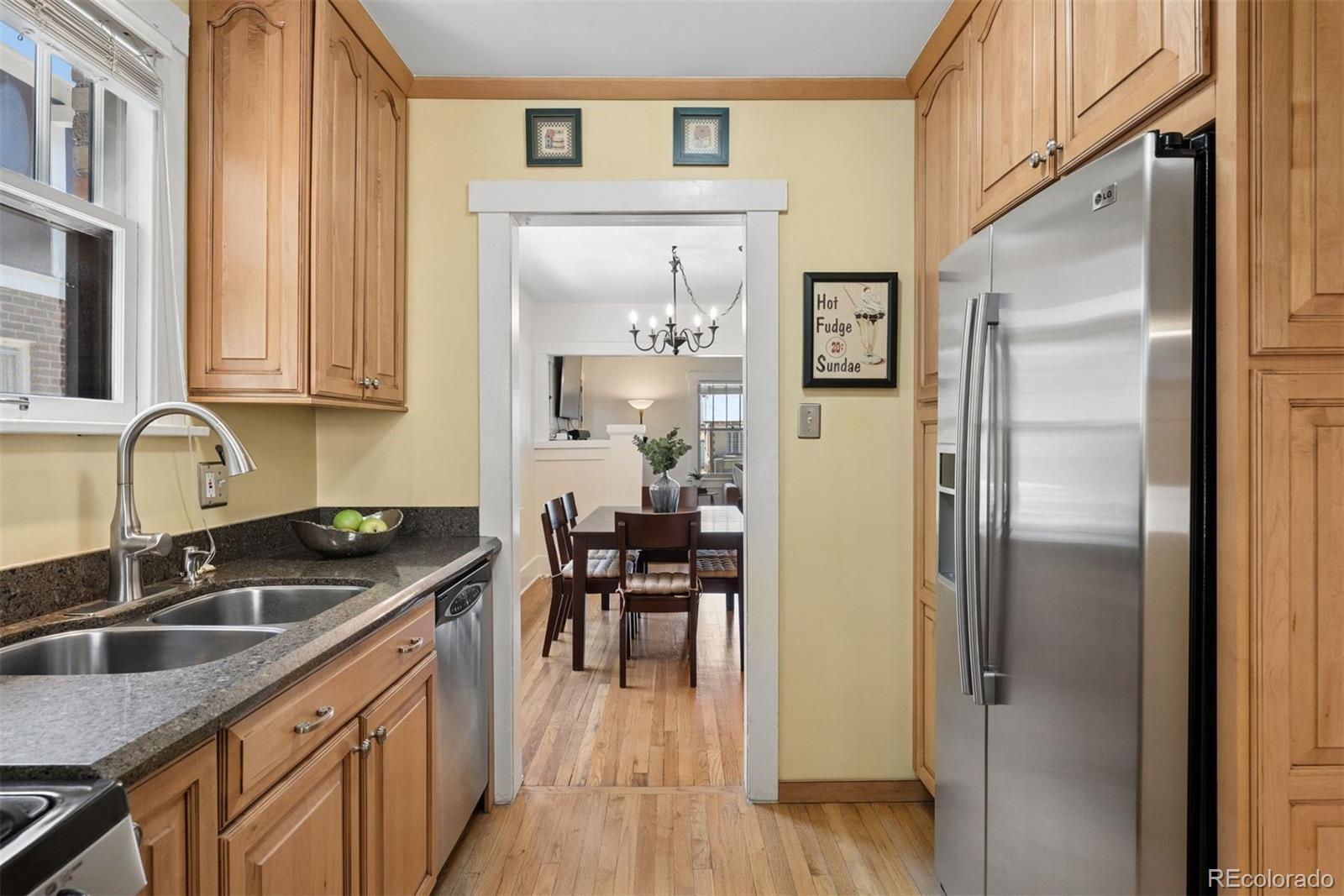 MLS Image #10 for 364 n clarkson street,denver, Colorado