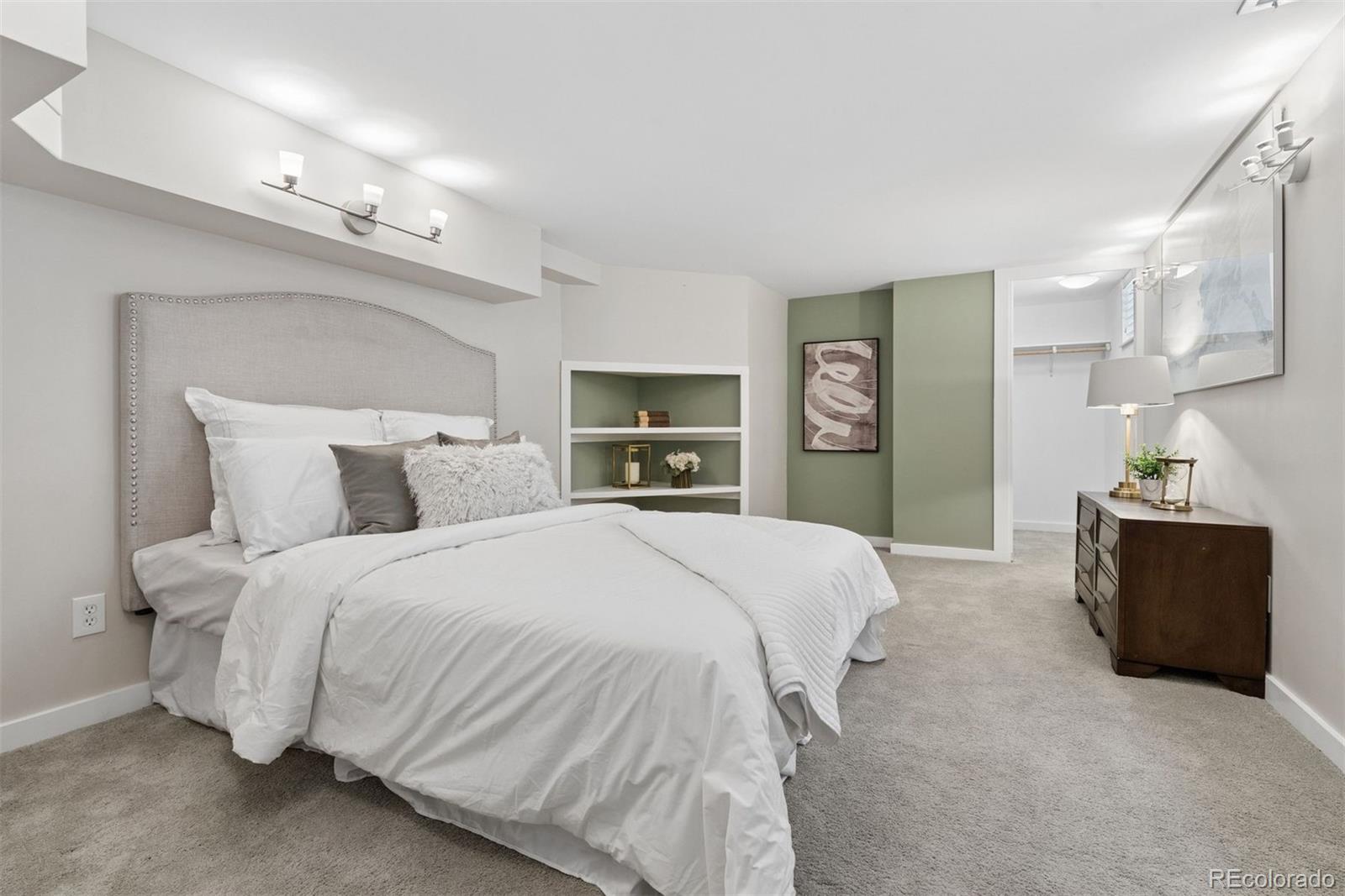 MLS Image #17 for 364 n clarkson street,denver, Colorado