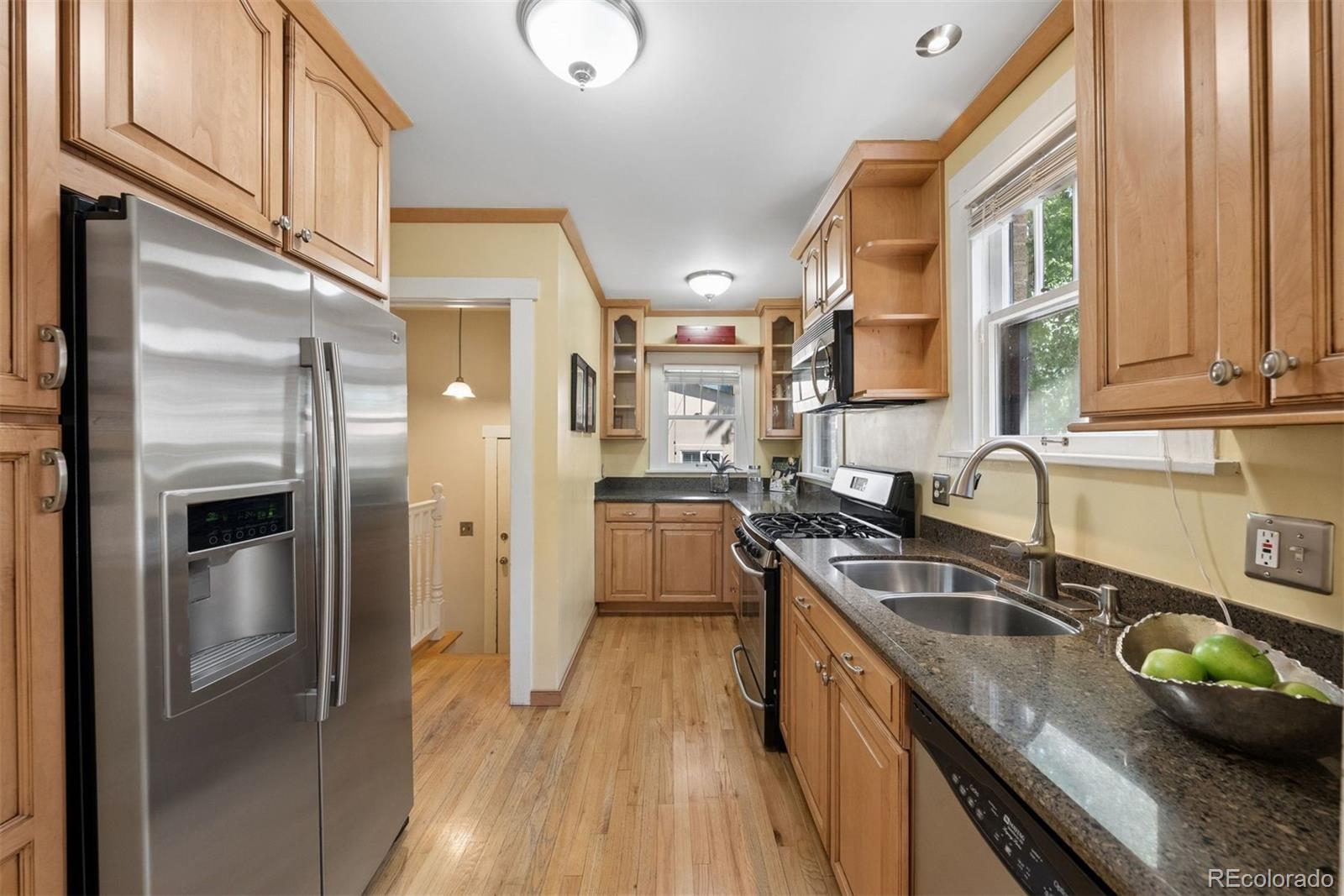 MLS Image #9 for 364 n clarkson street,denver, Colorado