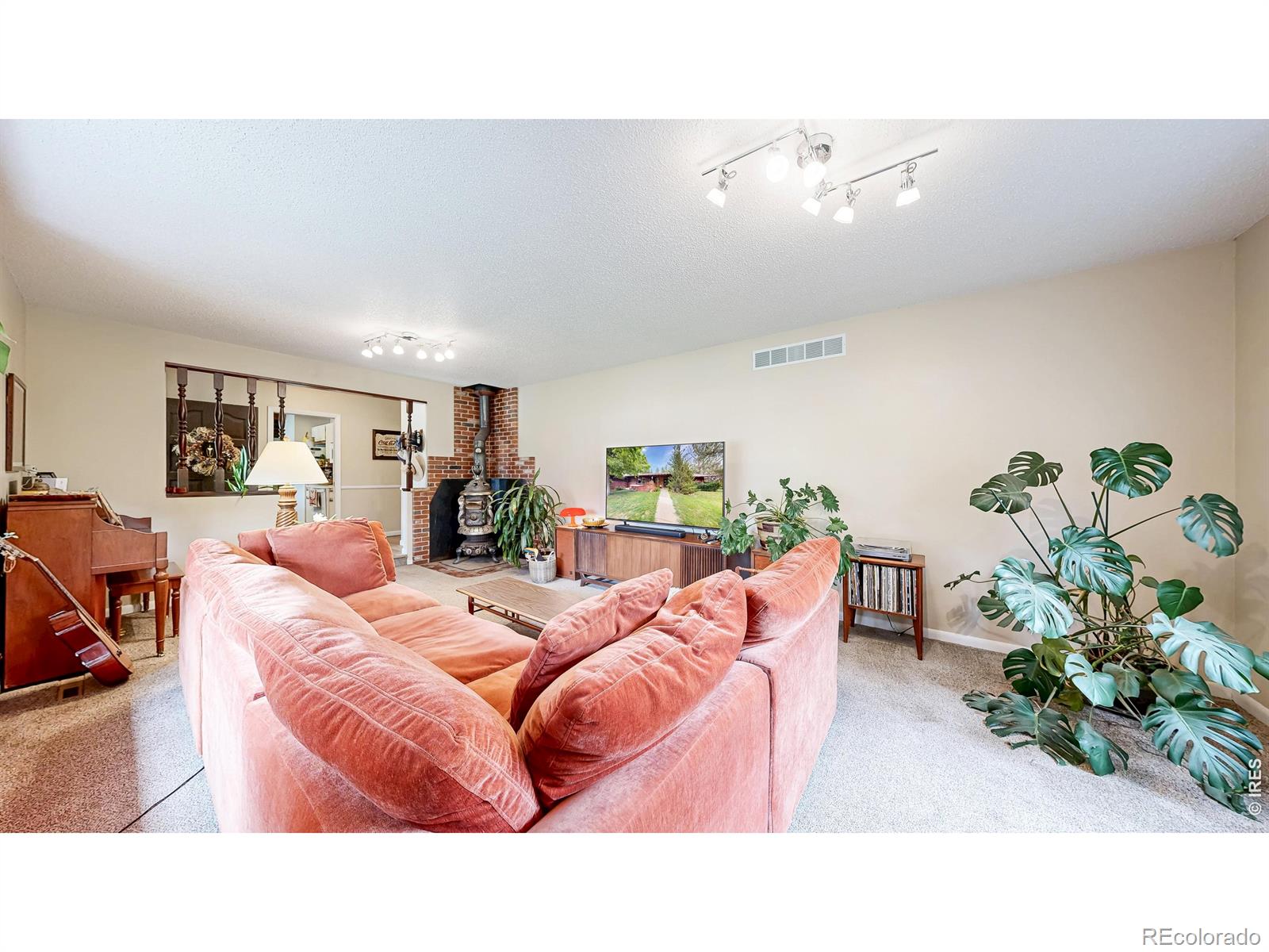 MLS Image #7 for 3228 n shields street,fort collins, Colorado