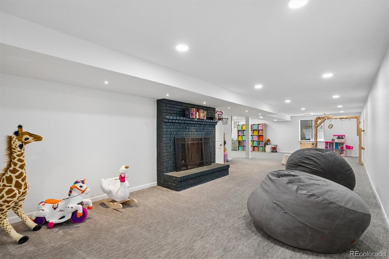 MLS Image #10 for 3140 e phillips drive,centennial, Colorado
