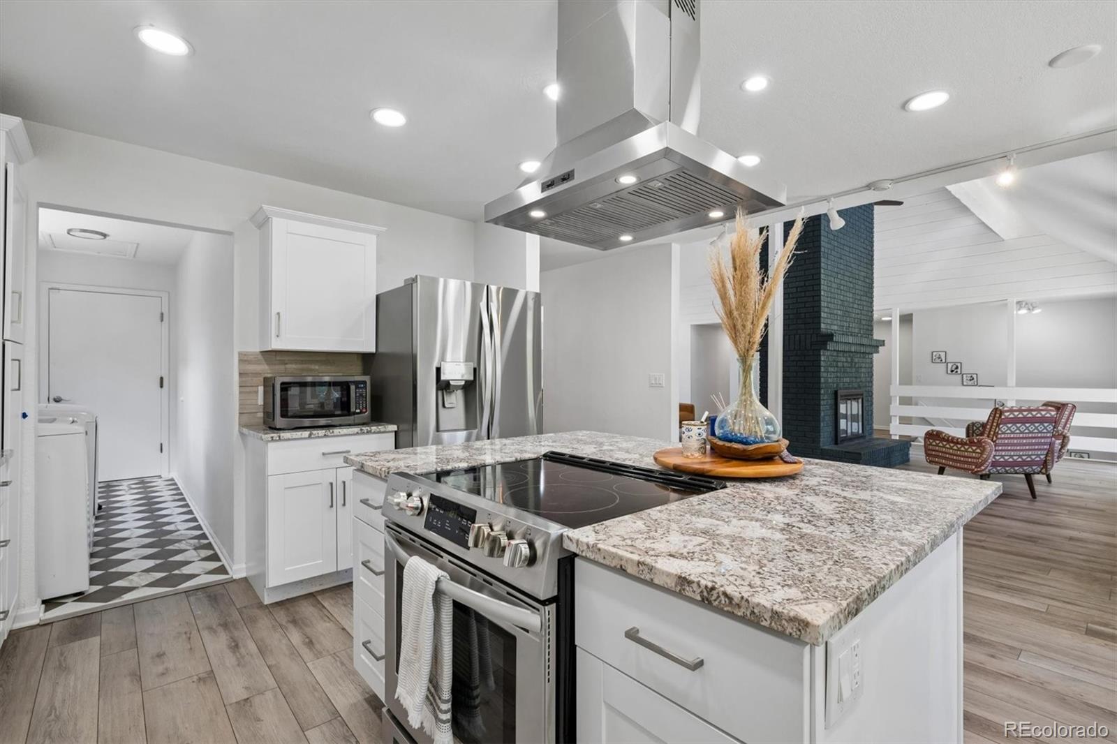 MLS Image #4 for 3140 e phillips drive,centennial, Colorado