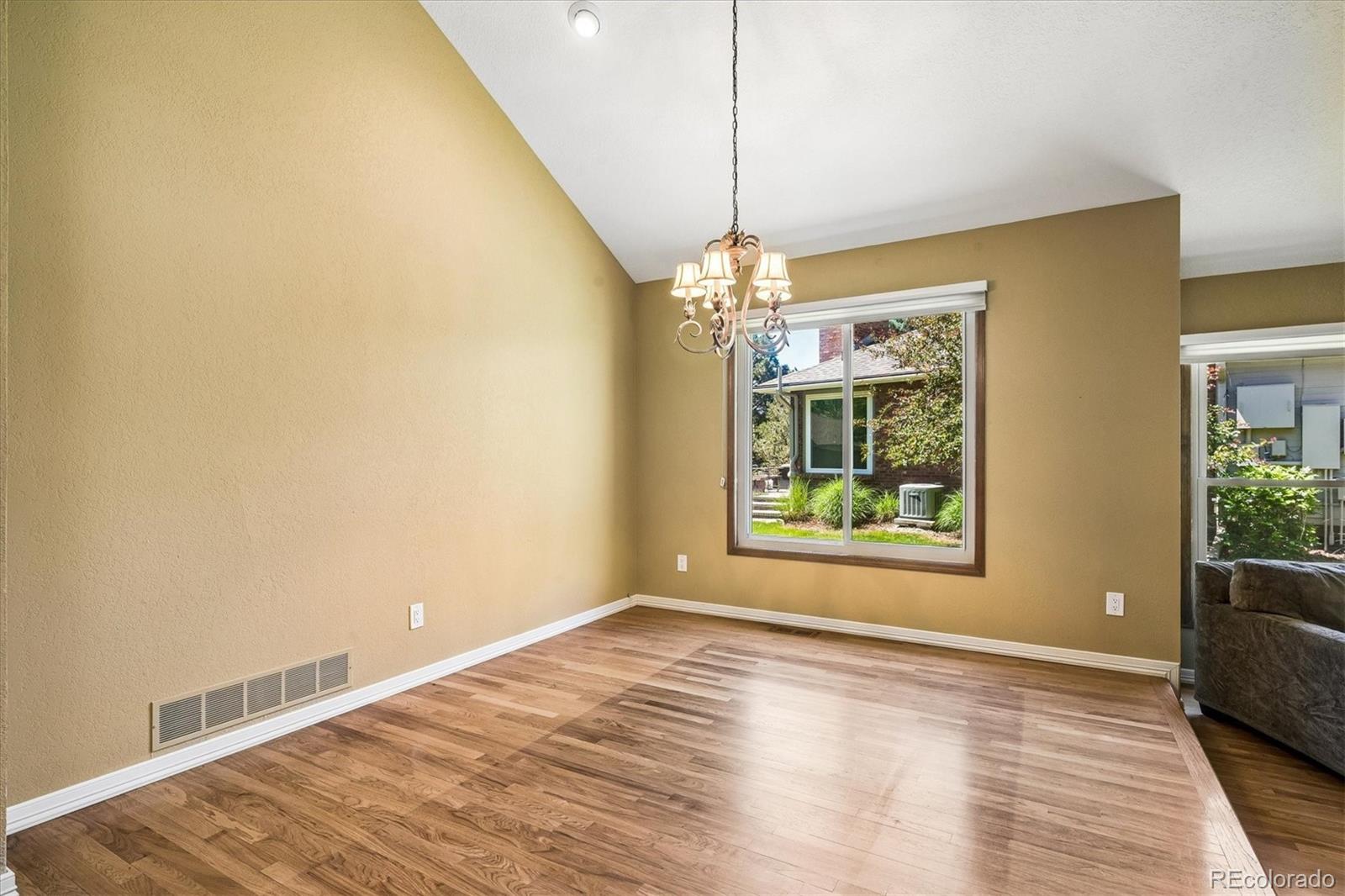 MLS Image #11 for 22  pinyon pine road,littleton, Colorado