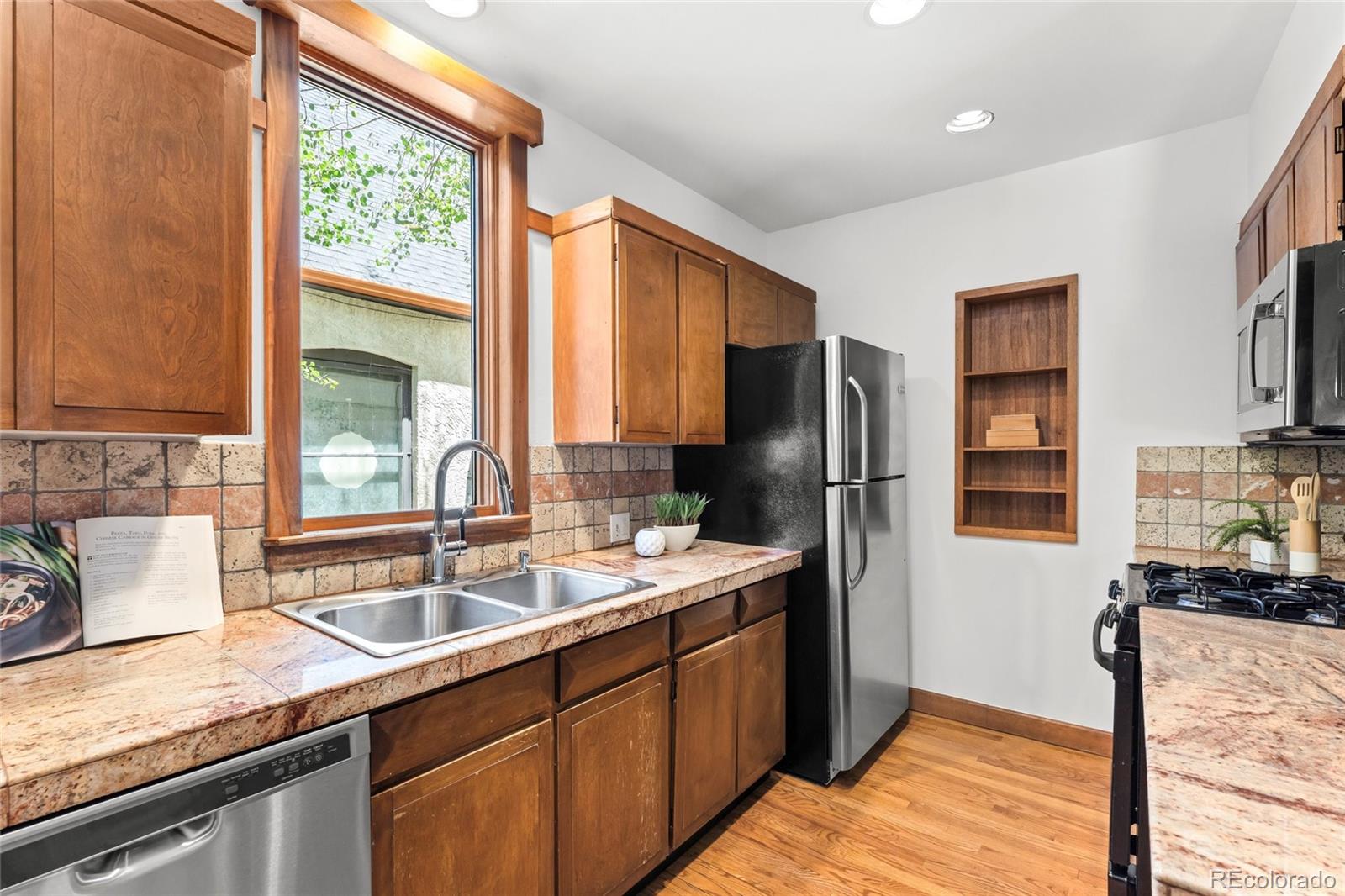 MLS Image #8 for 458 s downing street,denver, Colorado
