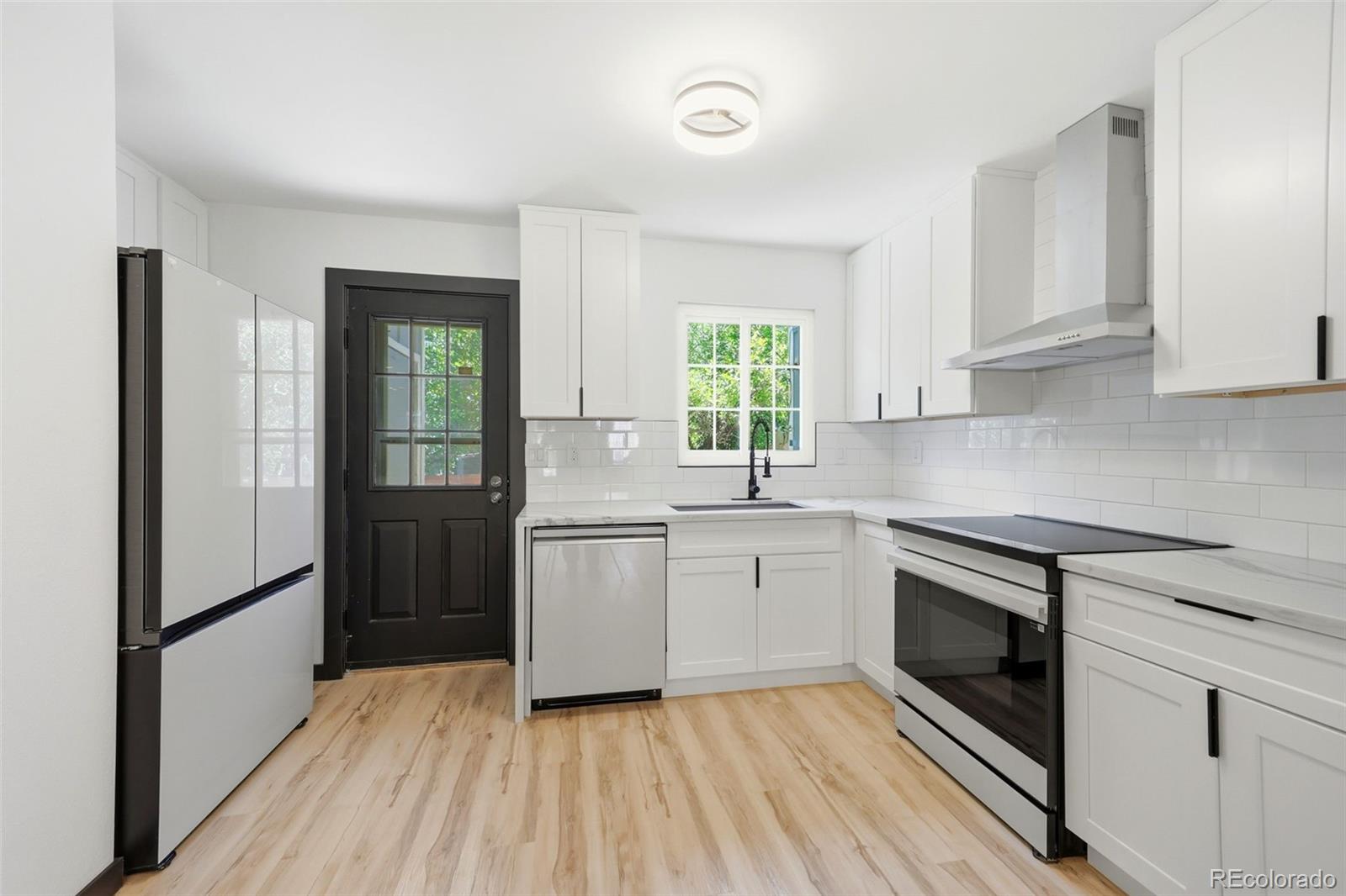 MLS Image #1 for 8217 s fillmore way,centennial, Colorado