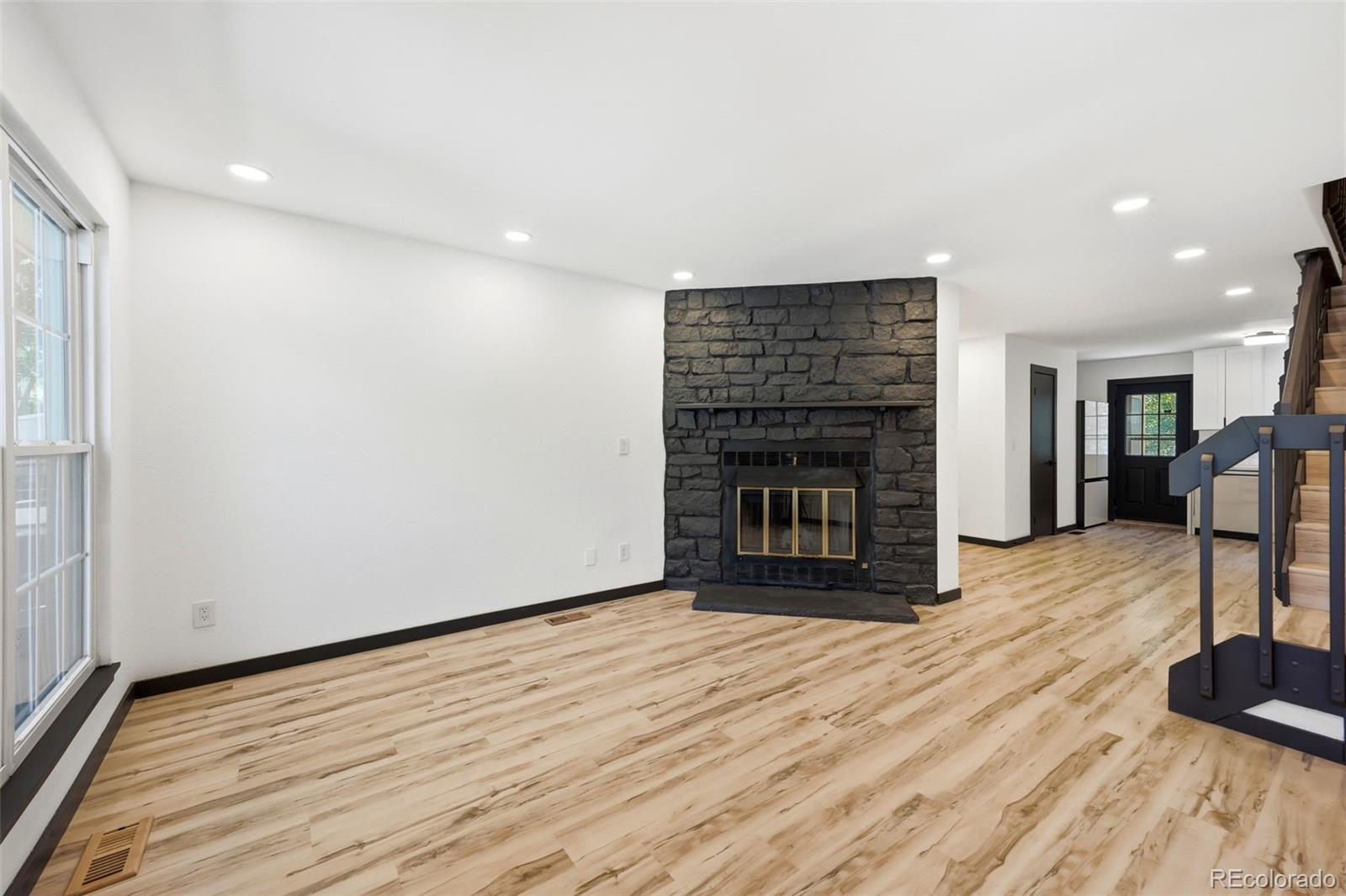 MLS Image #4 for 8217 s fillmore way,centennial, Colorado