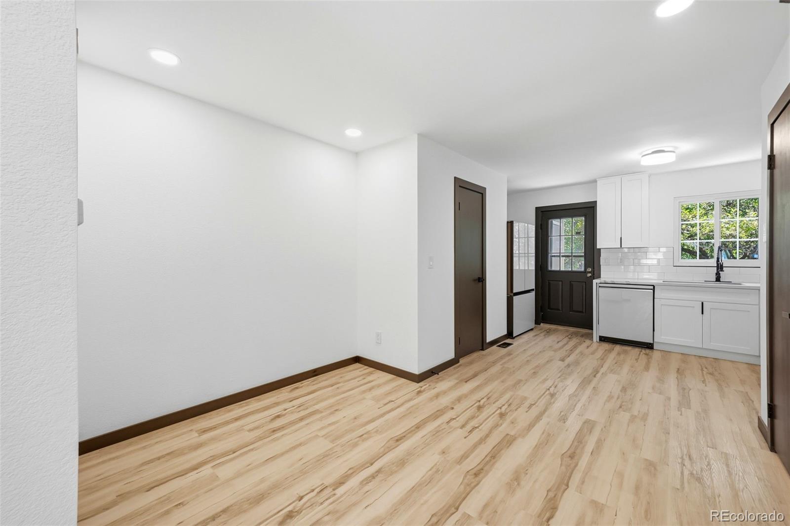 MLS Image #5 for 8217 s fillmore way,centennial, Colorado