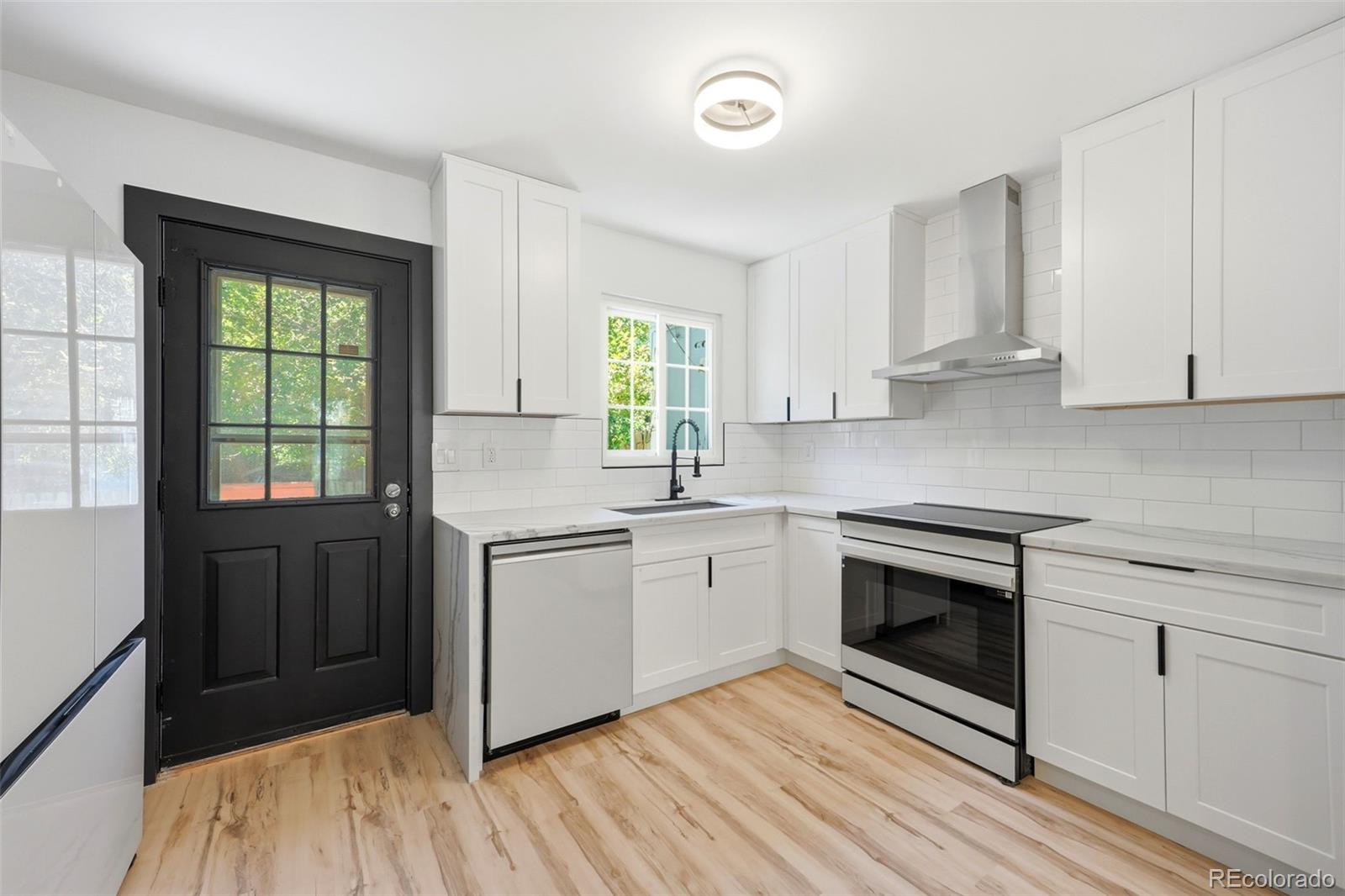 MLS Image #7 for 8217 s fillmore way,centennial, Colorado