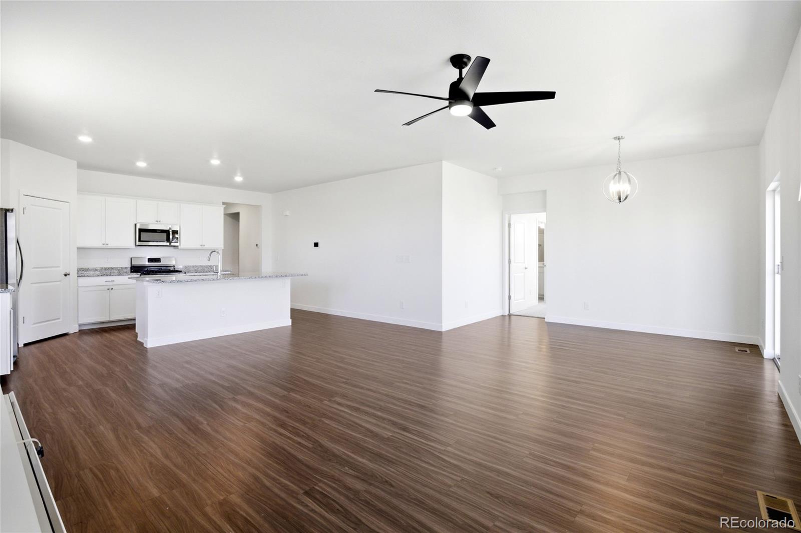MLS Image #17 for 7471 e 157th avenue,thornton, Colorado