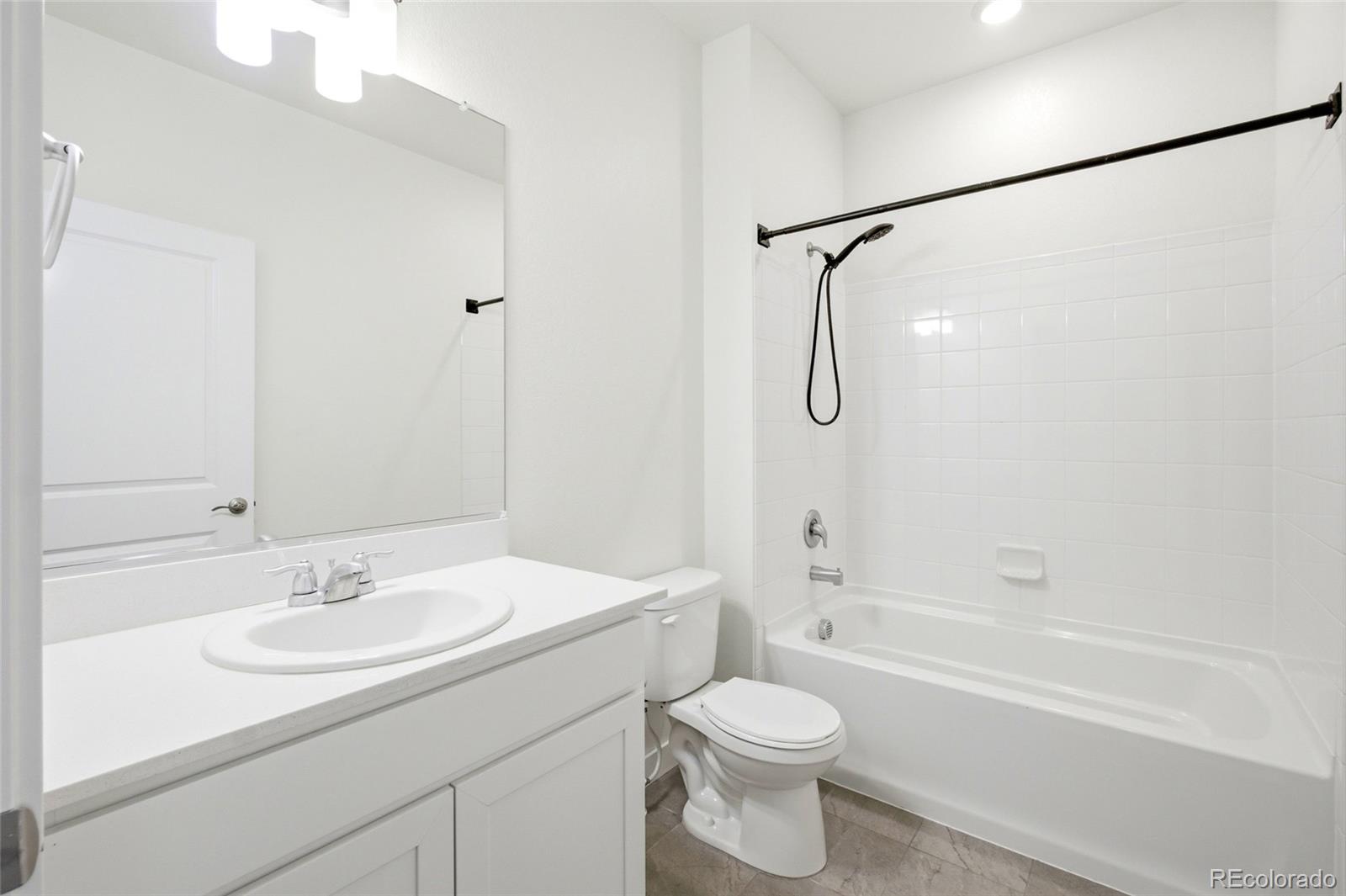 MLS Image #8 for 7471 e 157th avenue,thornton, Colorado