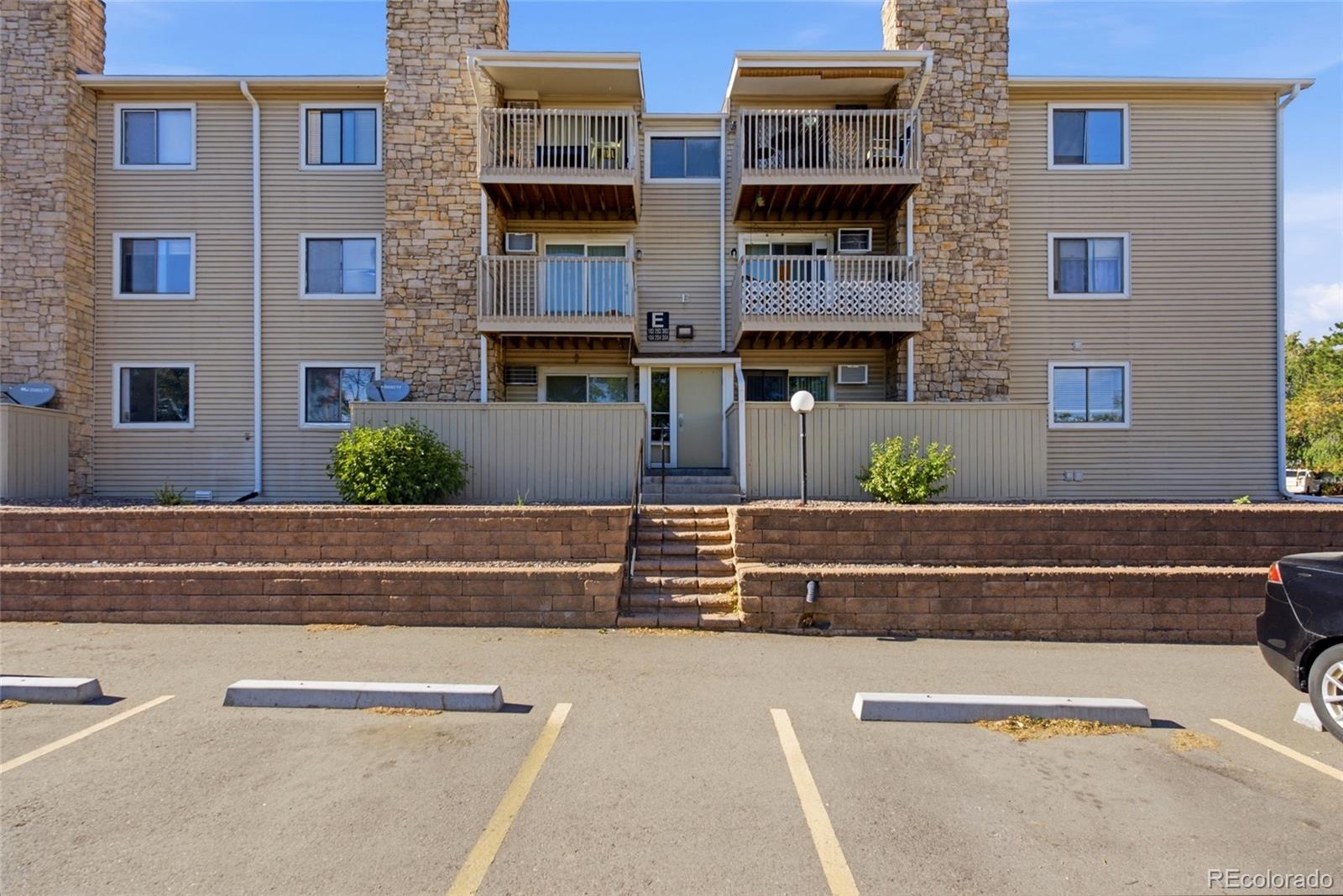 MLS Image #19 for 381 s ames street,lakewood, Colorado