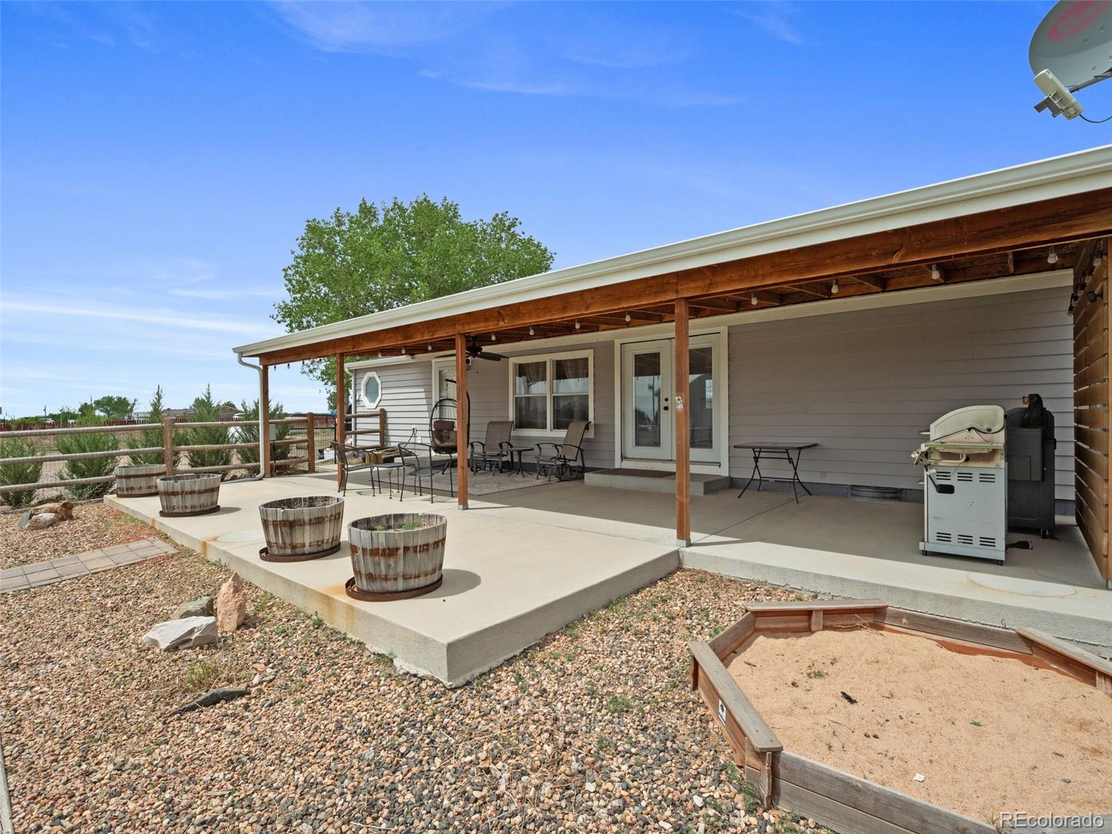 MLS Image #18 for 39628  boulevard a ,eaton, Colorado
