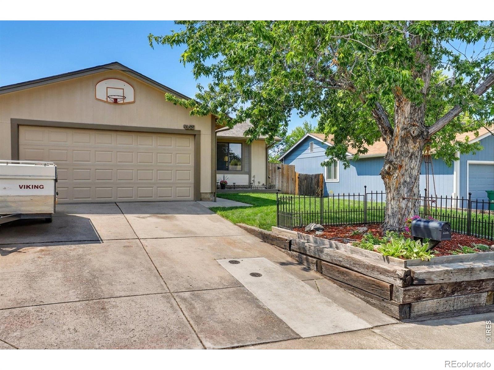 MLS Image #2 for 4155 s nucla way,aurora, Colorado