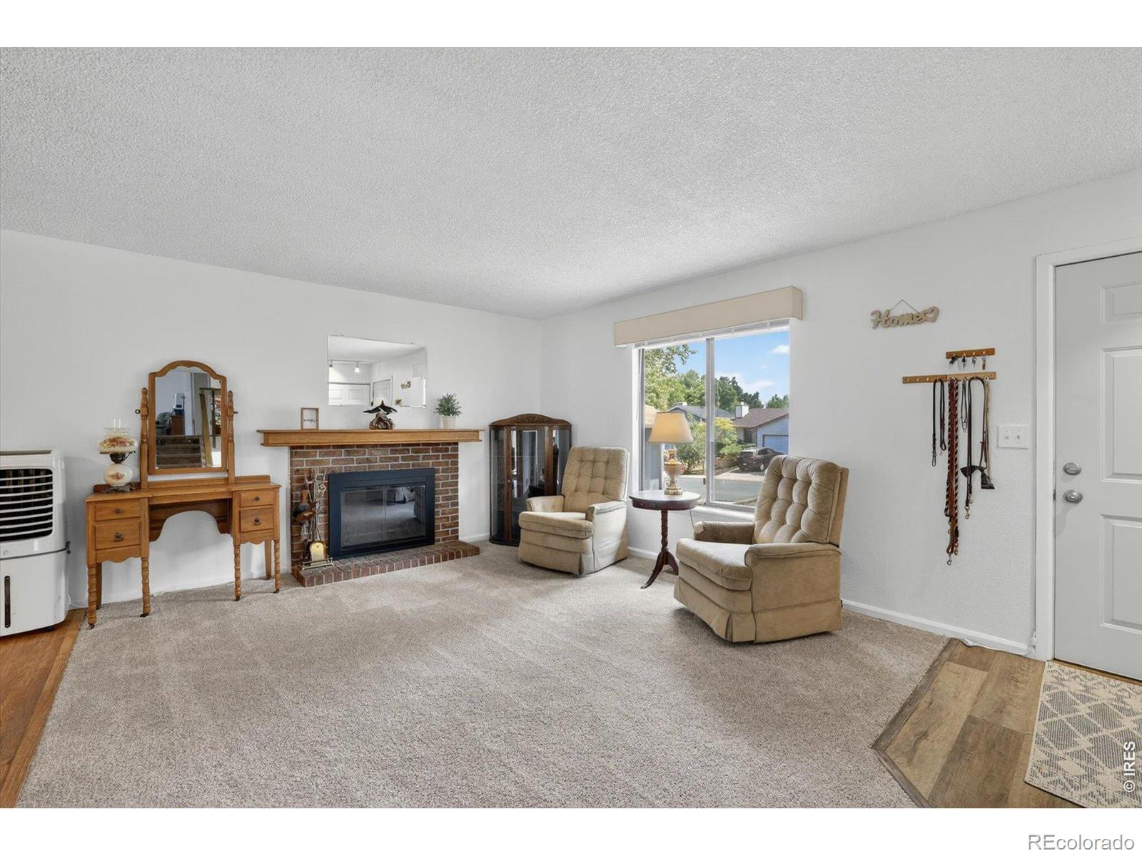 MLS Image #4 for 4155 s nucla way,aurora, Colorado