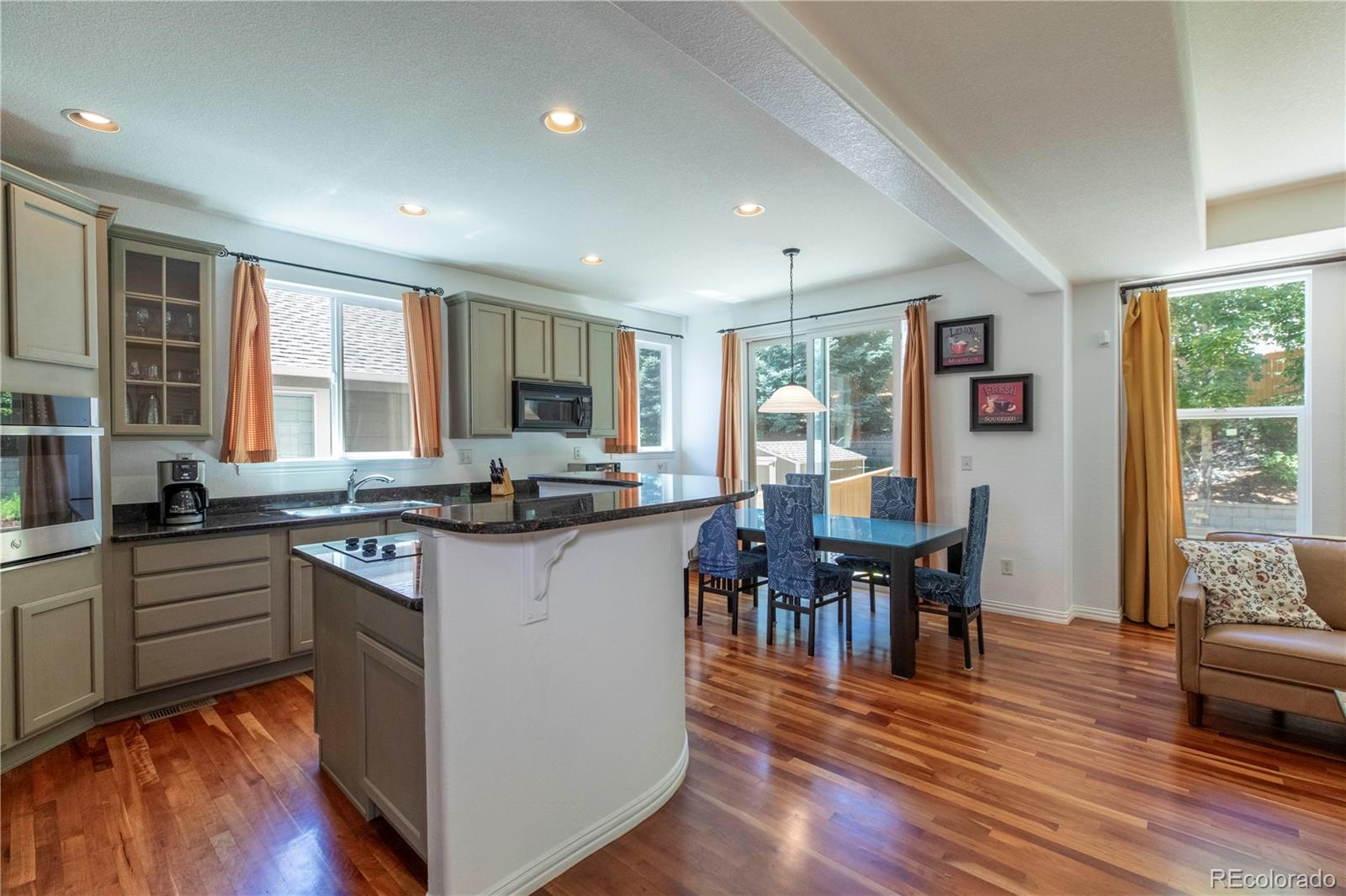 MLS Image #8 for 10832  trotwood way,littleton, Colorado